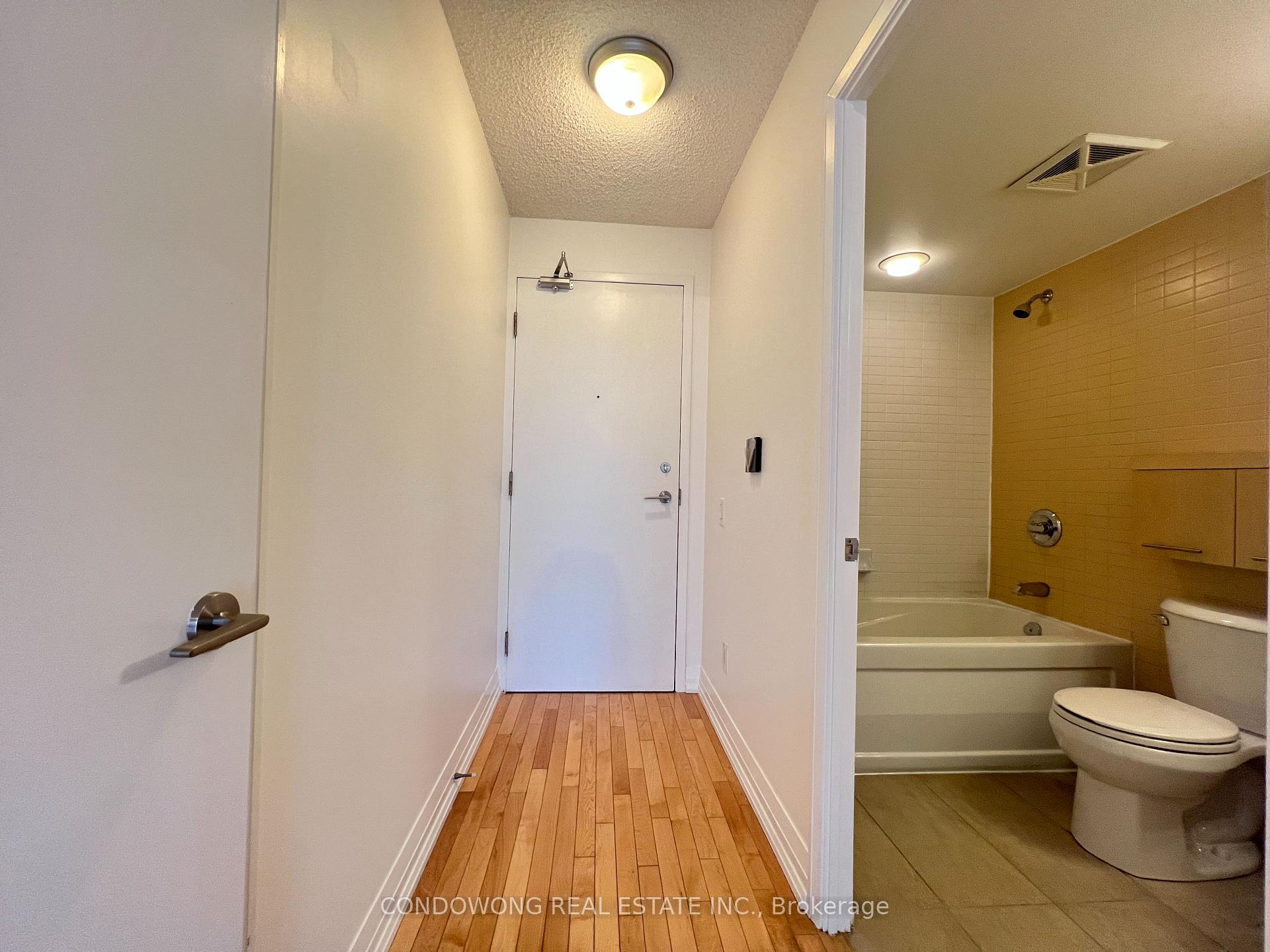 Photo 13 of Unit 1709, 25 Carlton Street, Toronto, Church-Yonge Corridor — HOMEH