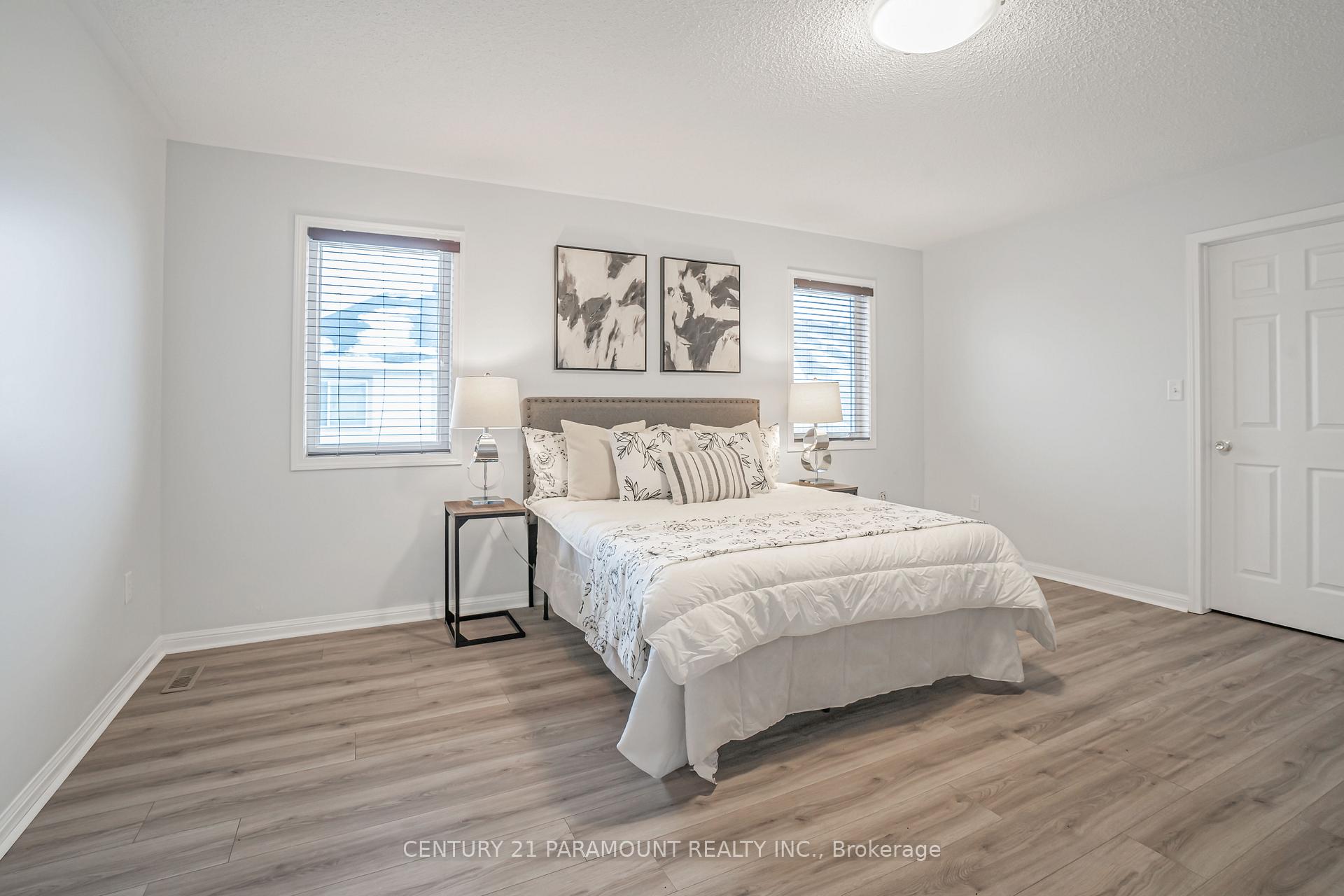 Photo 14 of 15 Chudleigh Avenue, Brampton, Credit Valley — HOMEH