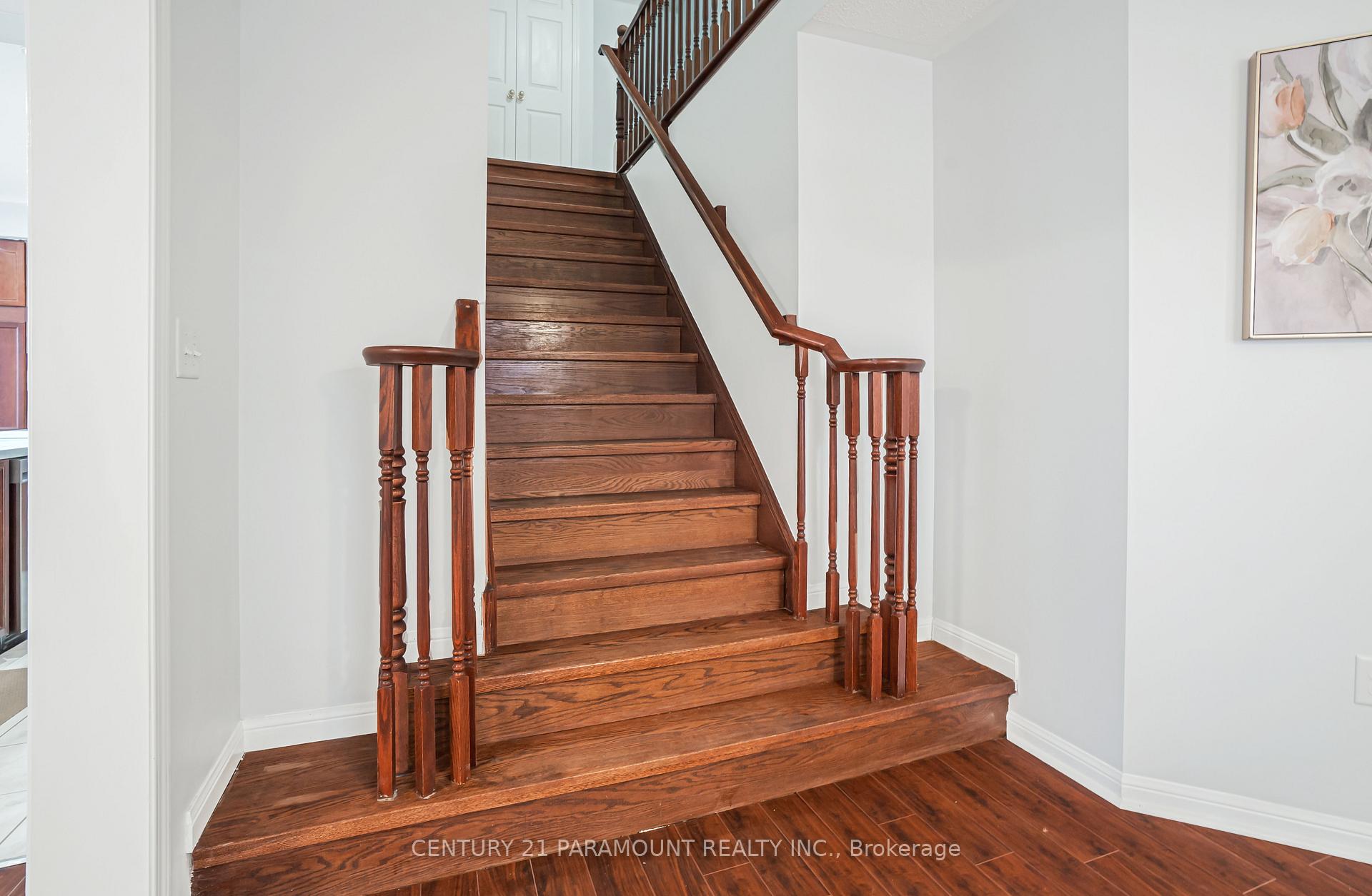 Photo 16 of 15 Chudleigh Avenue, Brampton, Credit Valley — HOMEH