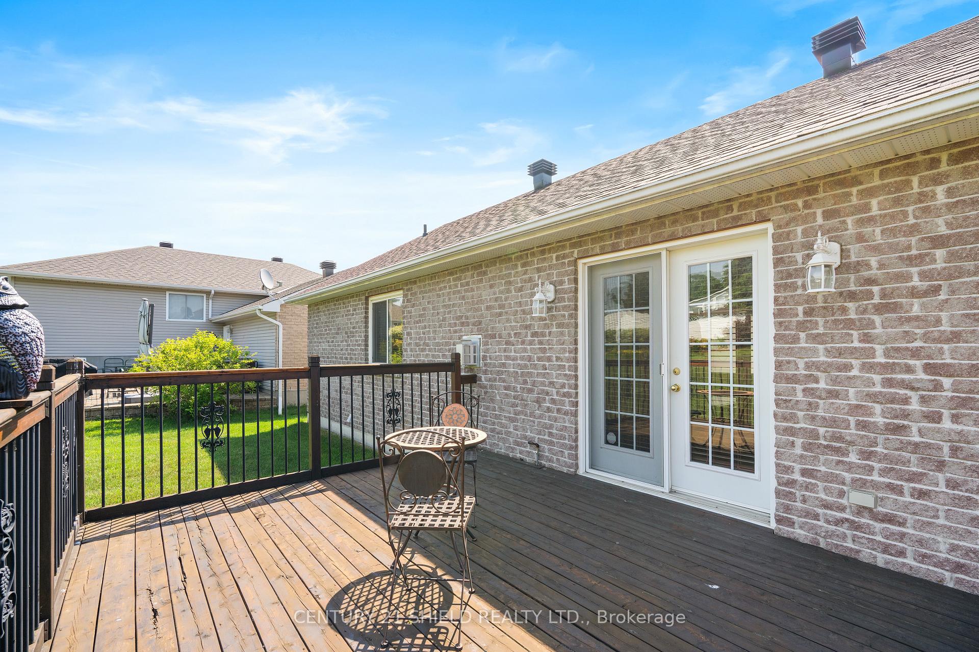 Photo 13 of 140 Markell Crescent, Cornwall — HOMEH