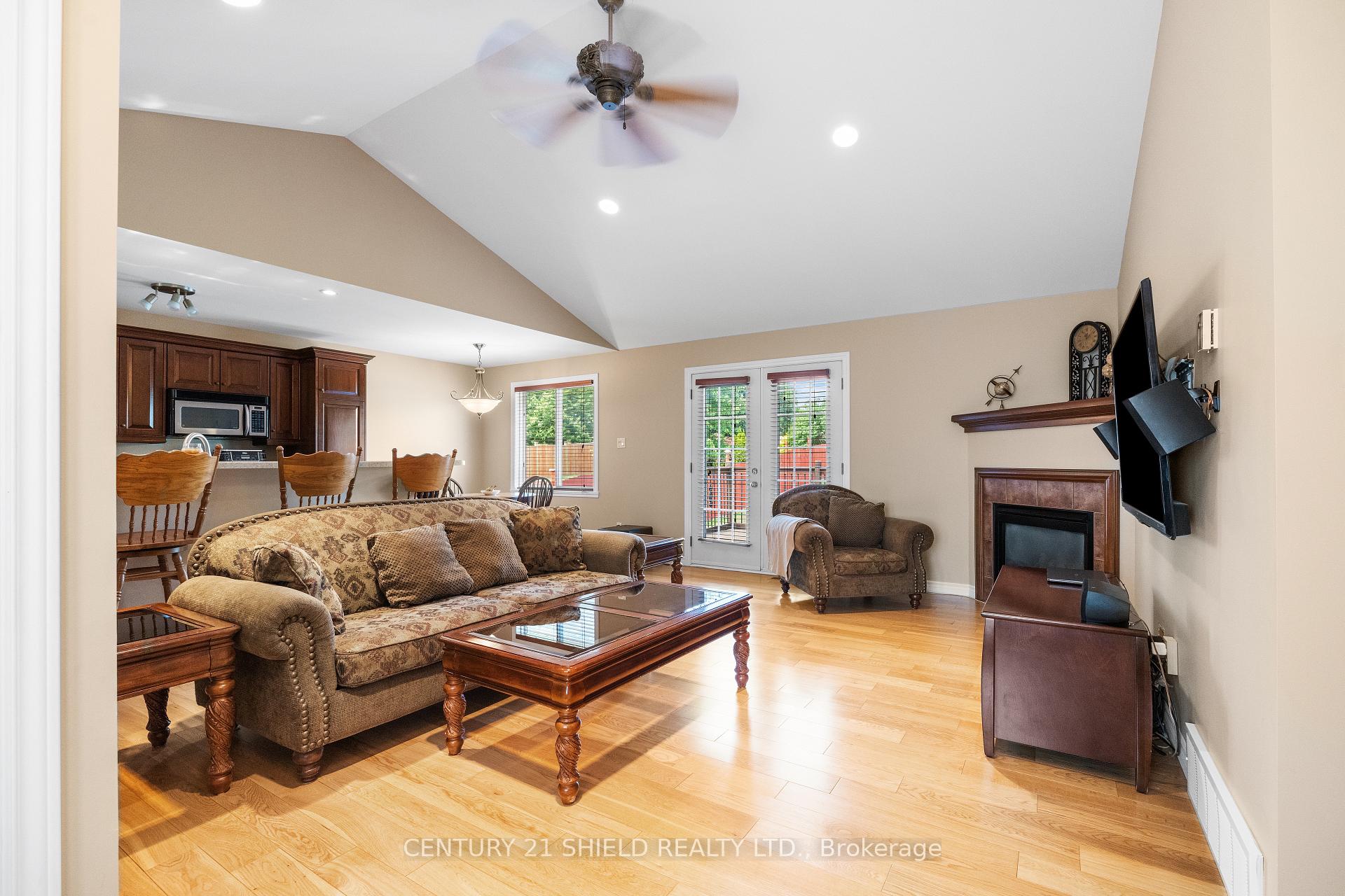Photo 17 of 140 Markell Crescent, Cornwall — HOMEH