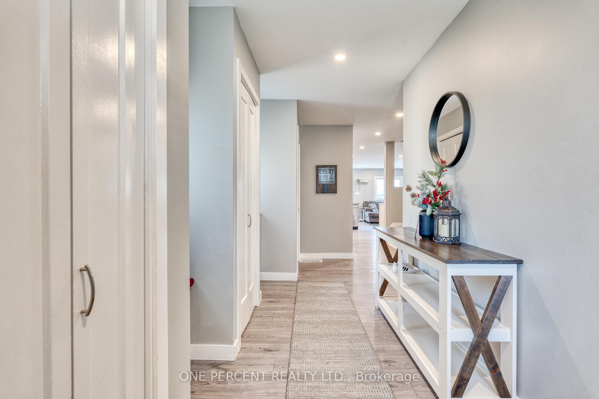 Photo 4 of 313 East 36th Street, Hamilton, Macassa — HOMEH