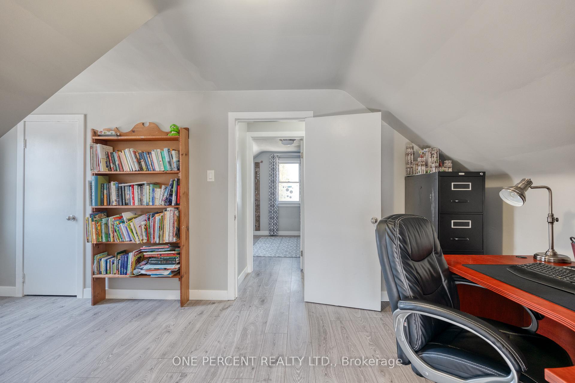 Photo 25 of 313 East 36th Street, Hamilton, Macassa — HOMEH