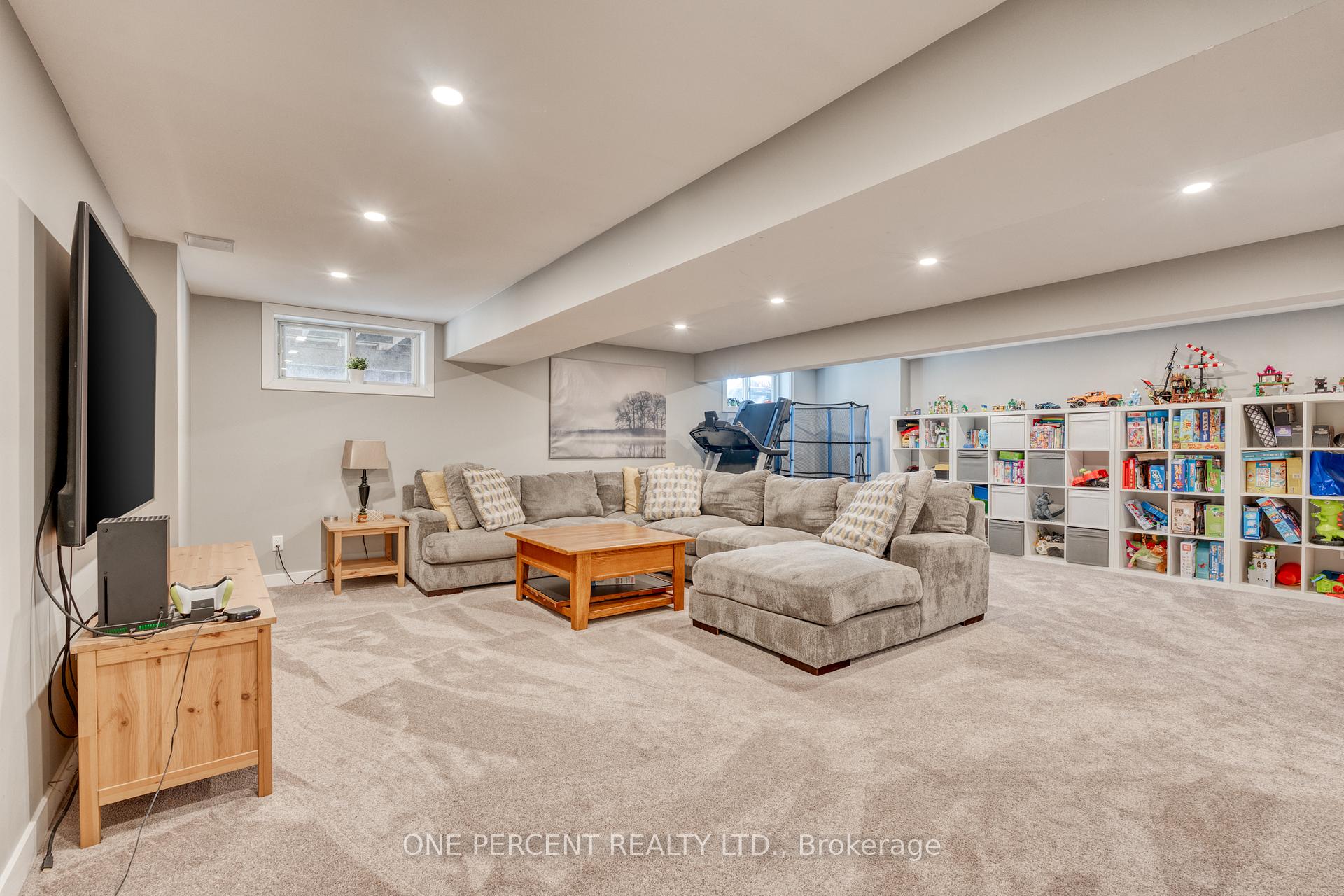 Photo 30 of 313 East 36th Street, Hamilton, Macassa — HOMEH
