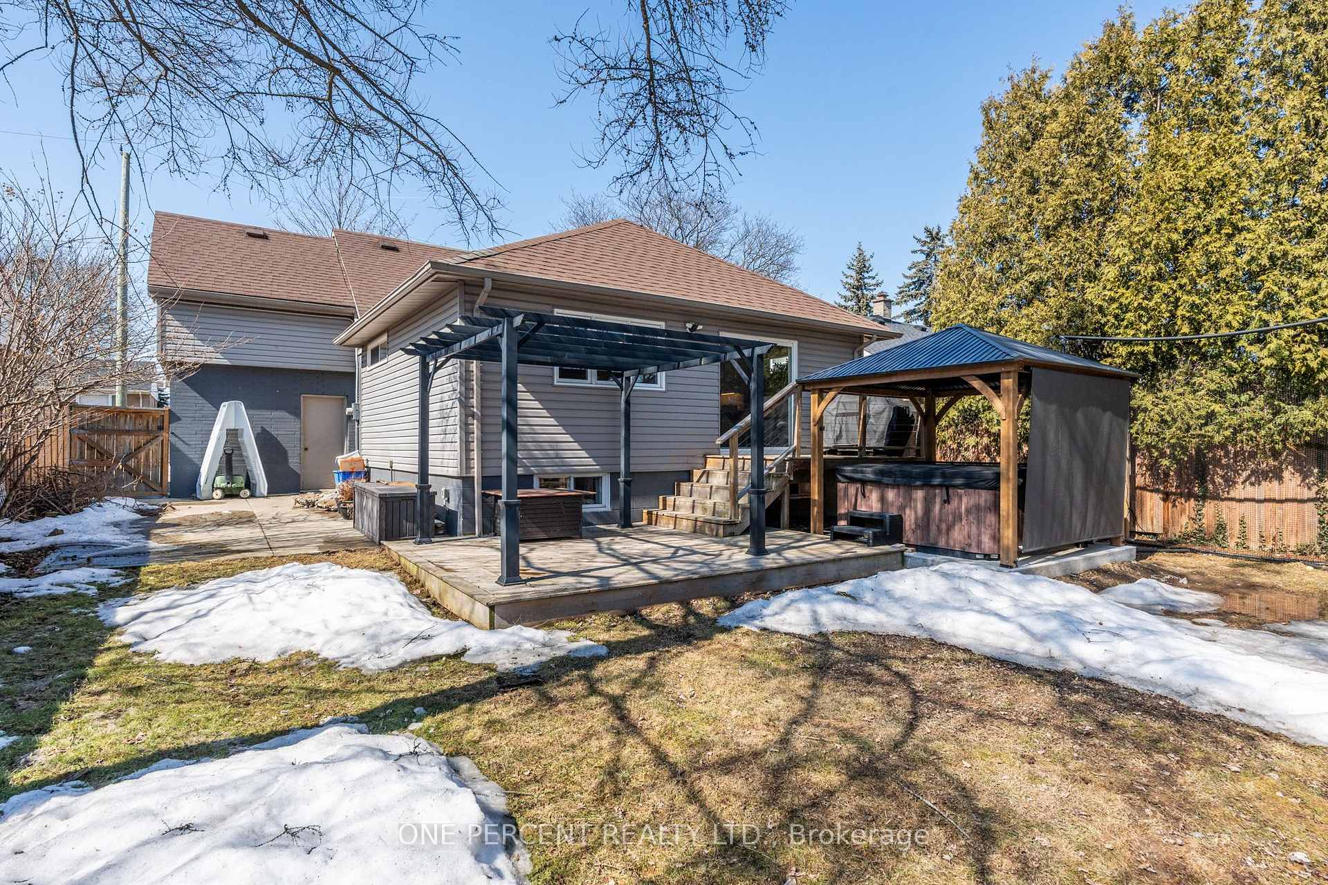 Photo 36 of 313 East 36th Street, Hamilton, Macassa — HOMEH
