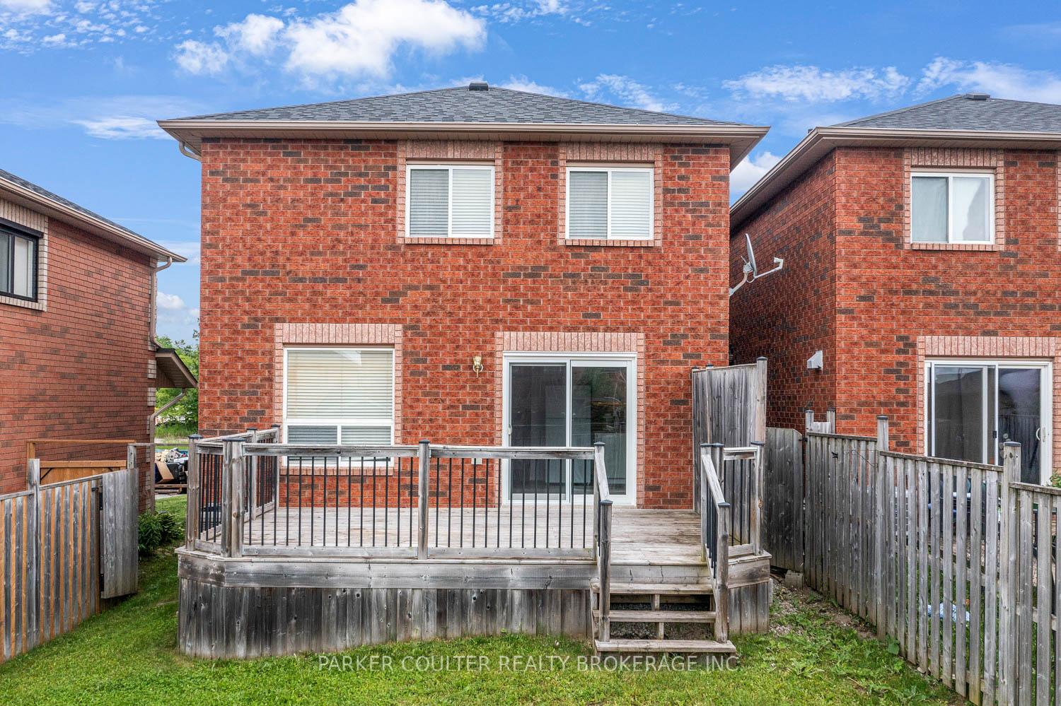 Photo 6 of 46 Bartor Boulevard, Barrie, Painswick South — HOMEH