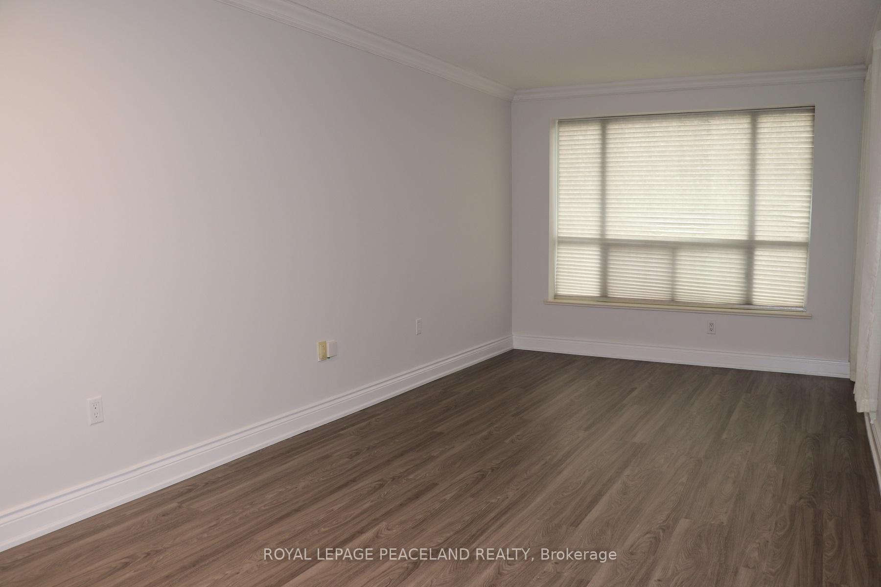 Photo 2 of Unit 607, 887 Bay Street, Toronto, Bay Street Corridor — HOMEH