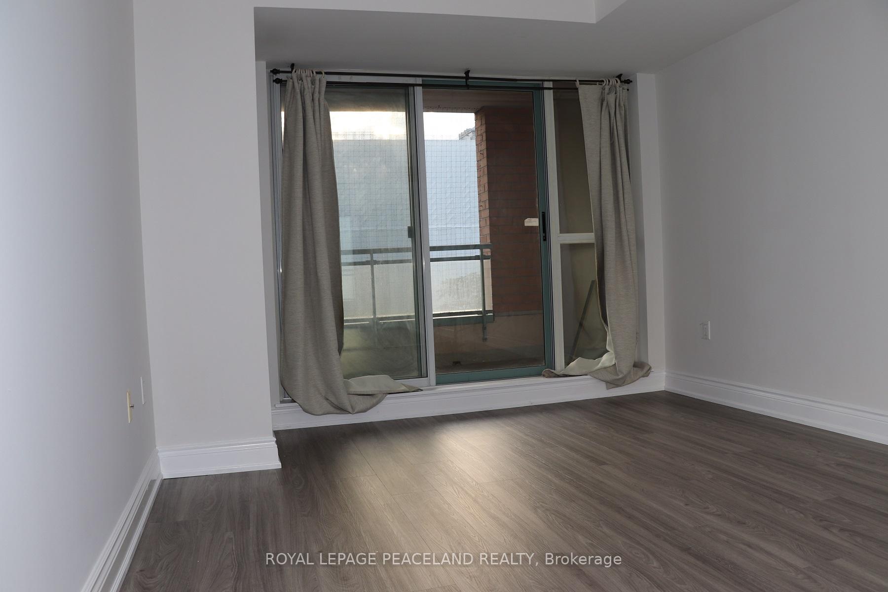 Photo 11 of Unit 607, 887 Bay Street, Toronto, Bay Street Corridor — HOMEH