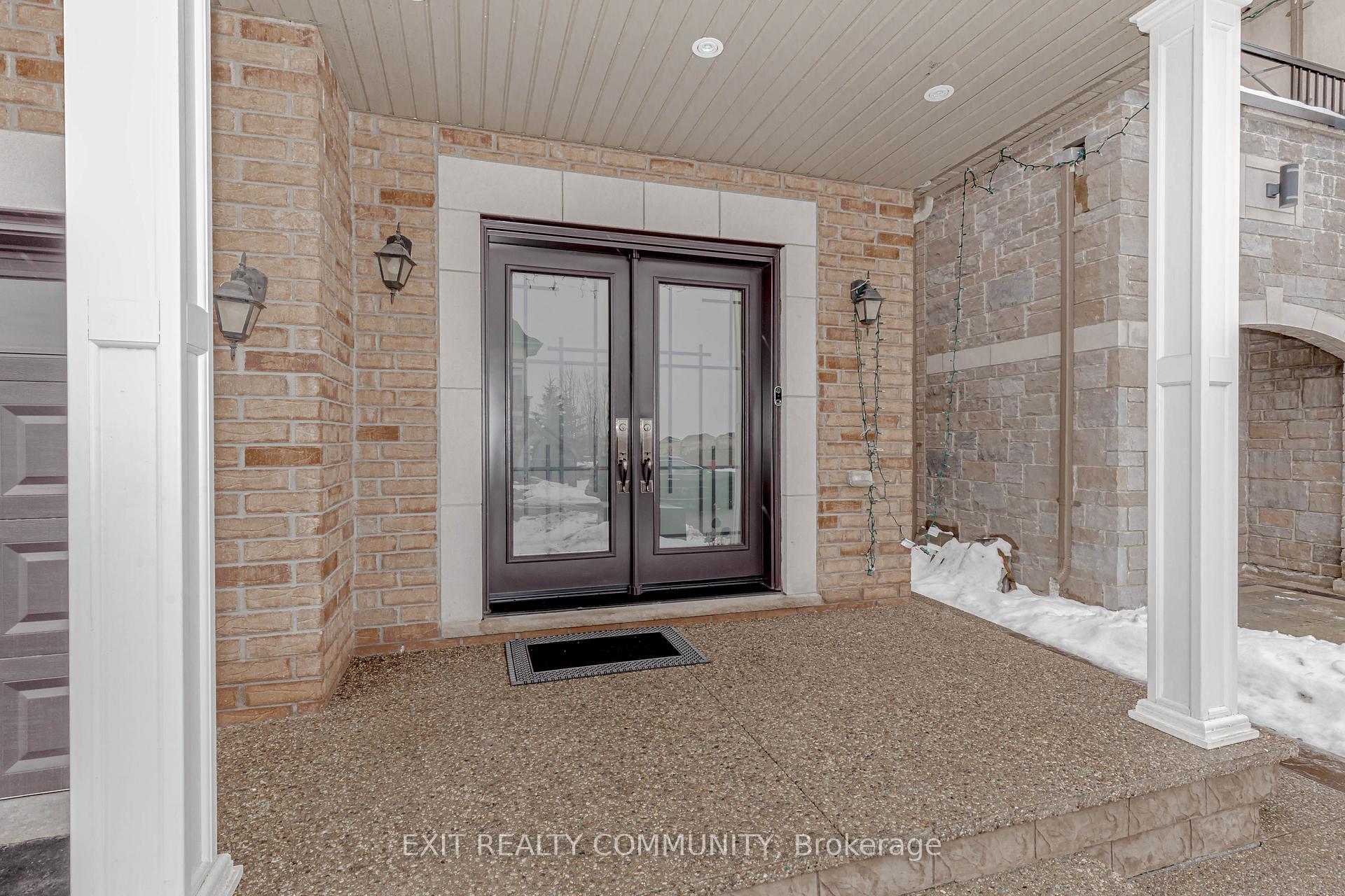 Photo 2 of 31 Lola Crescent NE, Brampton, Northwest Brampton — HOMEH