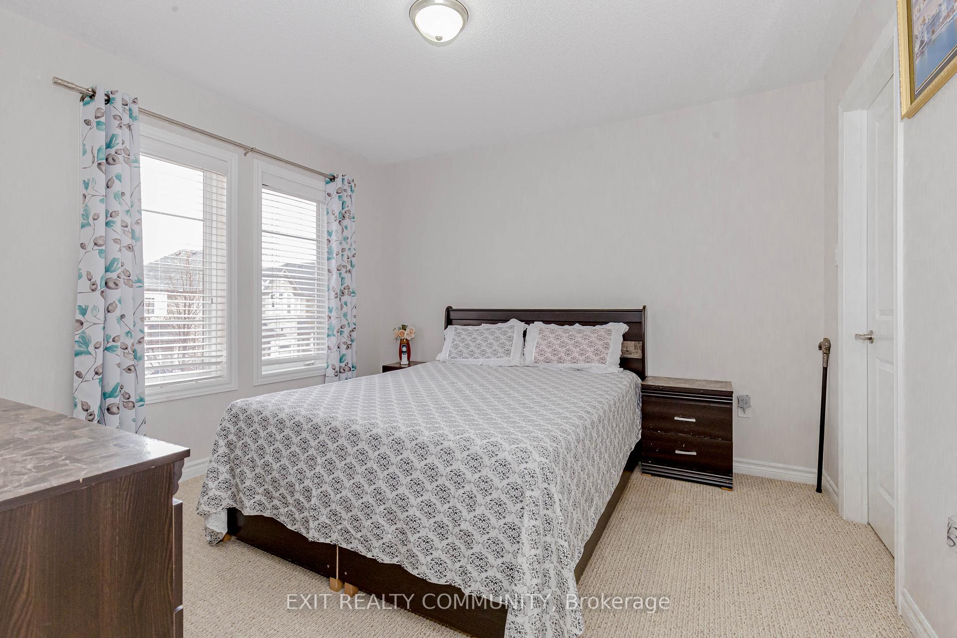 Photo 18 of 31 Lola Crescent NE, Brampton, Northwest Brampton — HOMEH