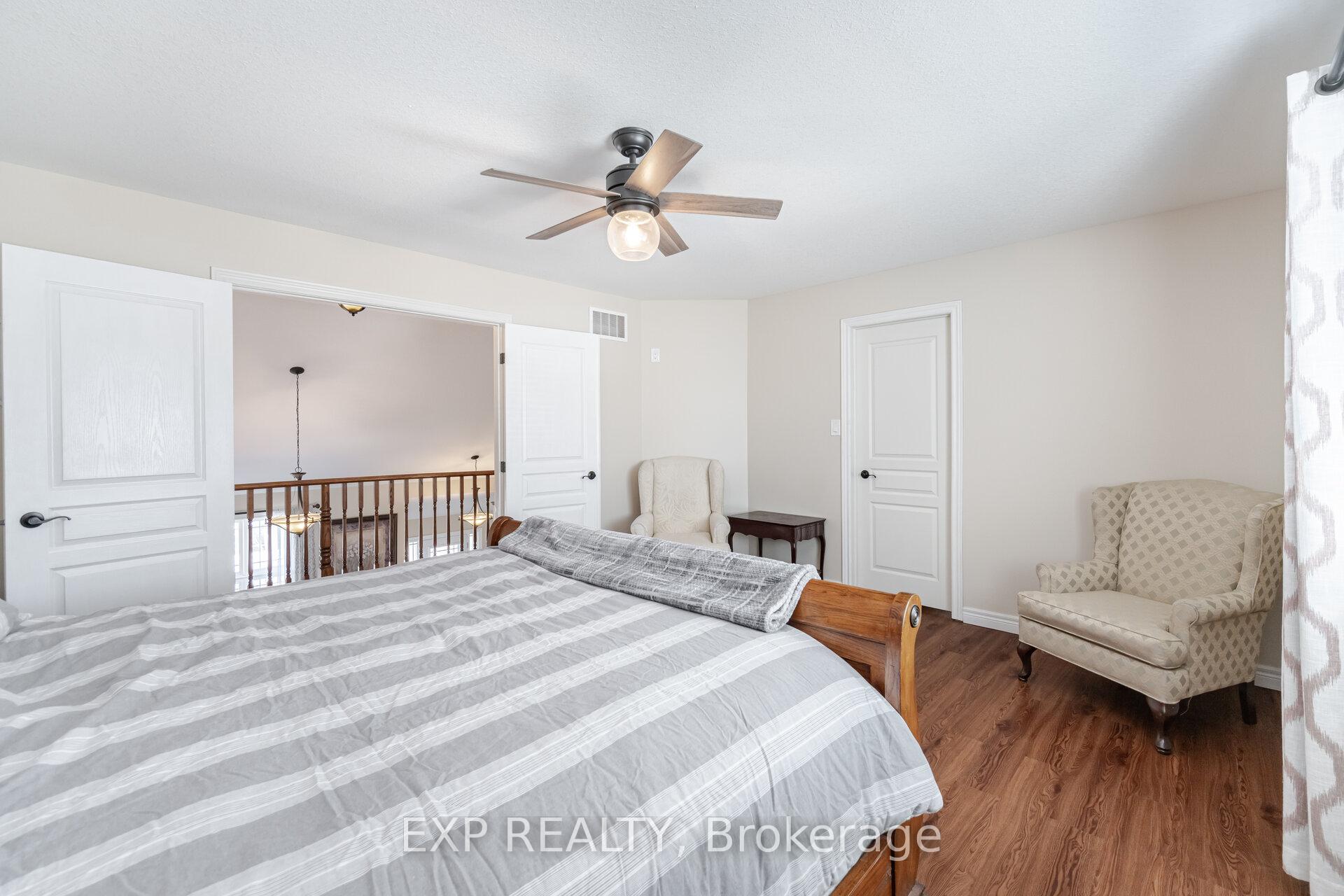 Photo 28 of 19 Cobblestone Drive, Brant, Paris — HOMEH