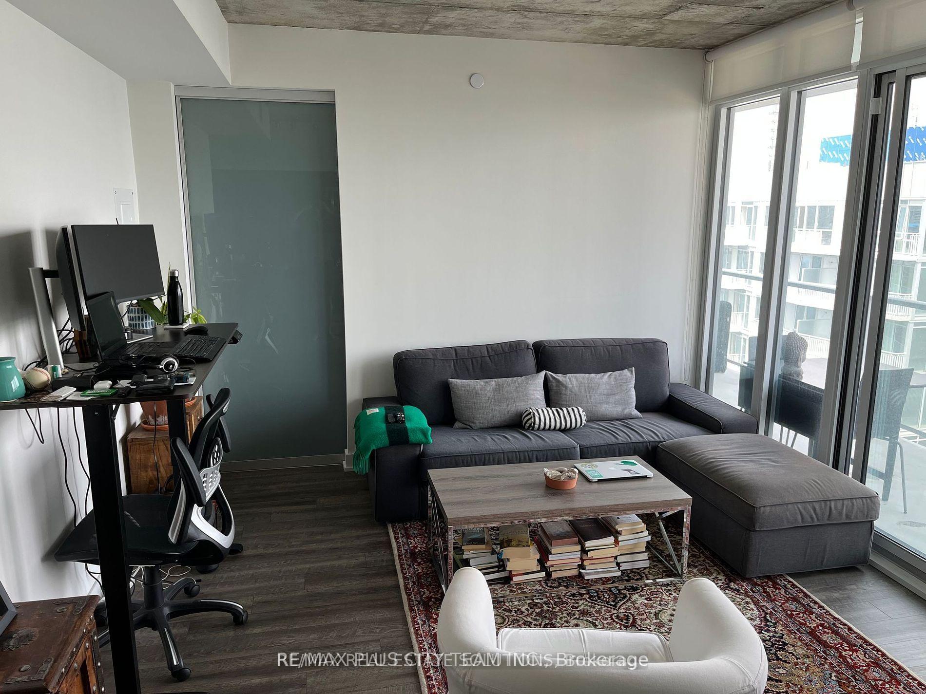 Photo 6 of Unit 1402, 15 Baseball Place, Toronto, South Riverdale — HOMEH