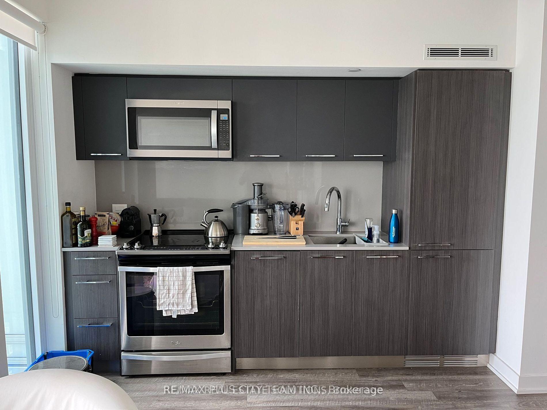 Photo 7 of Unit 1402, 15 Baseball Place, Toronto, South Riverdale — HOMEH