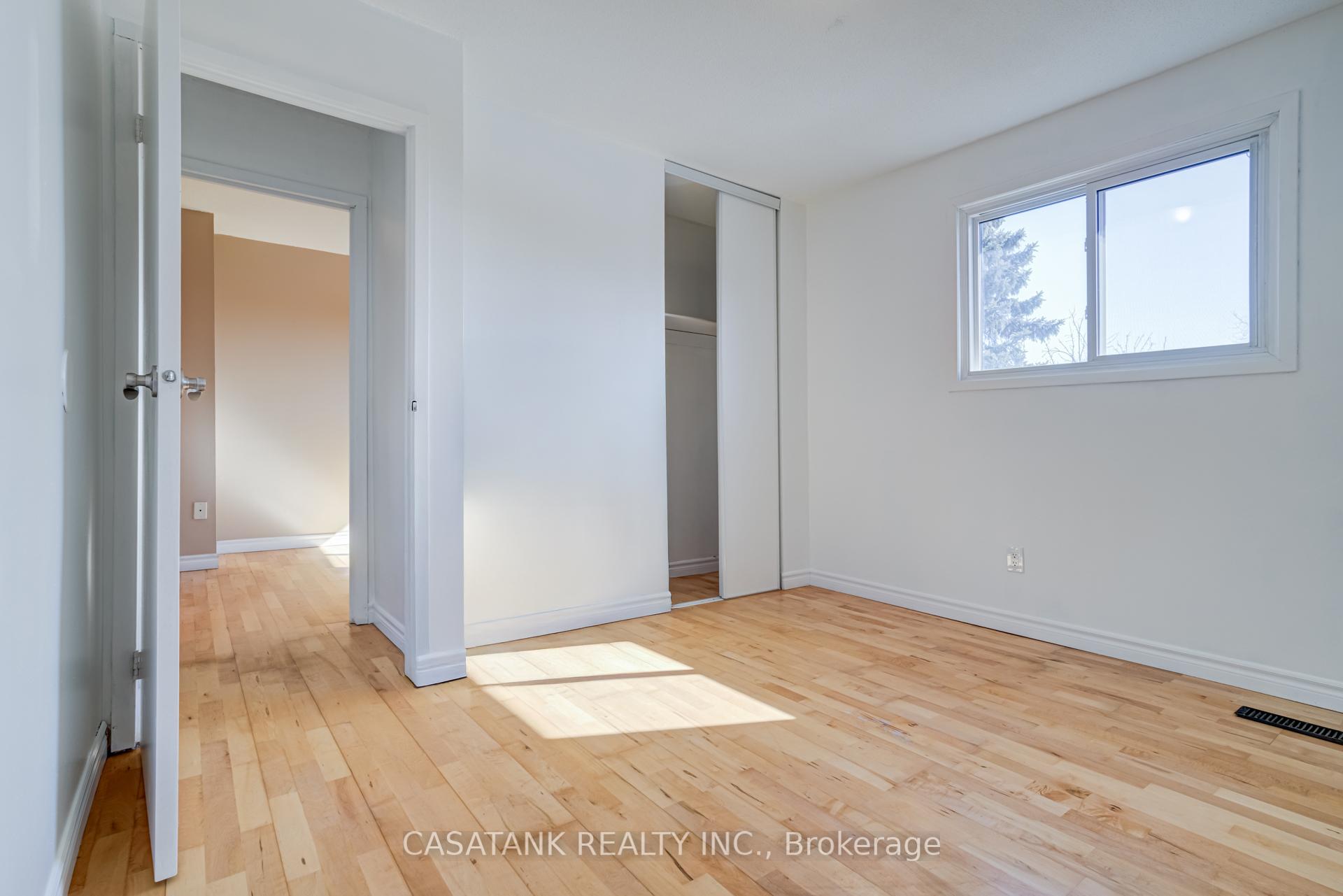 Photo 30 of 28 Arbutus Crescent, Hamilton, Stoney Creek Mountain — HOMEH