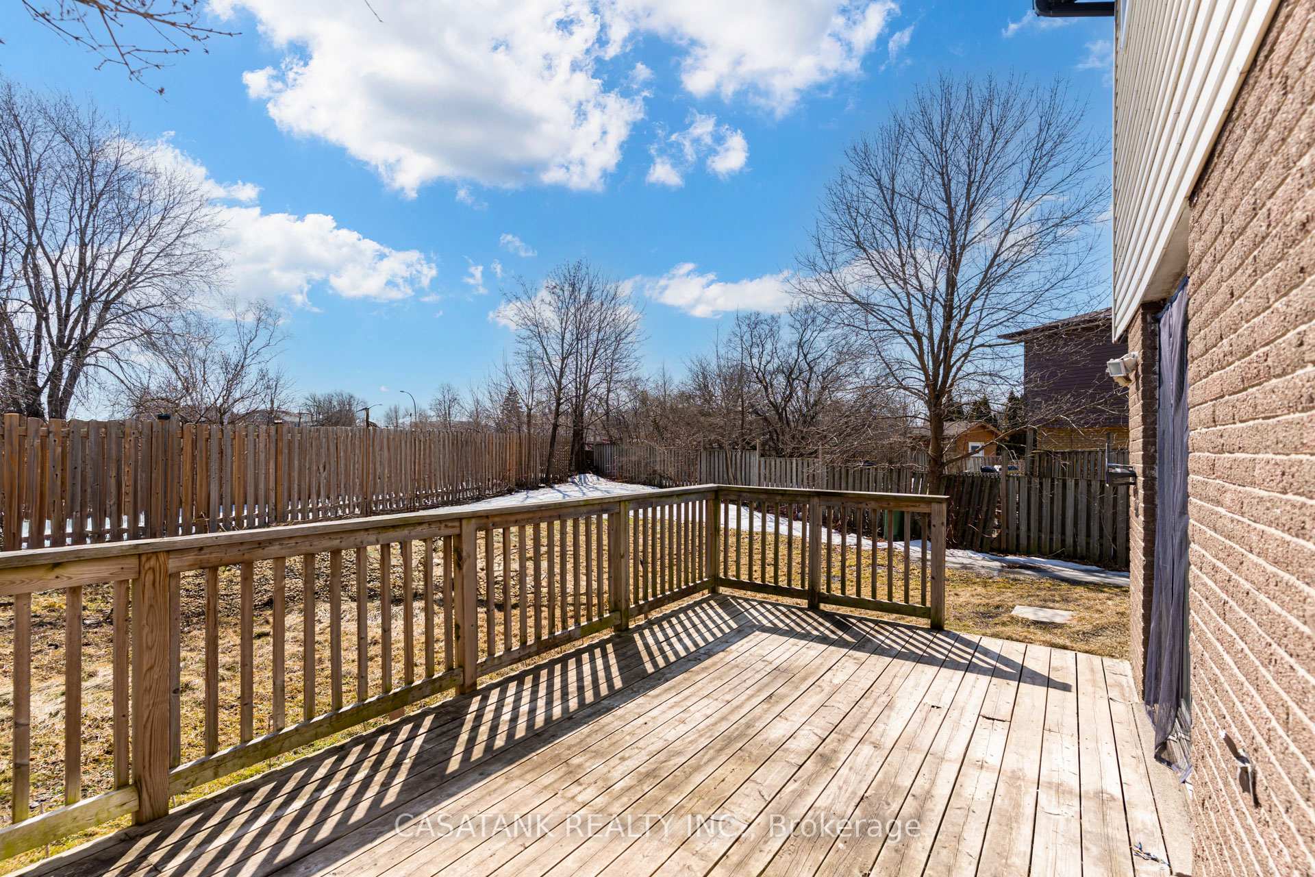 Photo 38 of 28 Arbutus Crescent, Hamilton, Stoney Creek Mountain — HOMEH