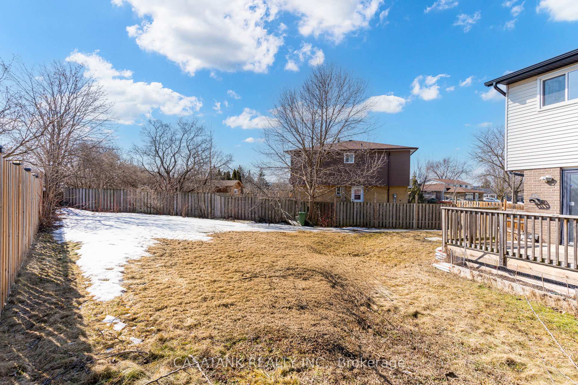 Photo 39 of 28 Arbutus Crescent, Hamilton, Stoney Creek Mountain — HOMEH