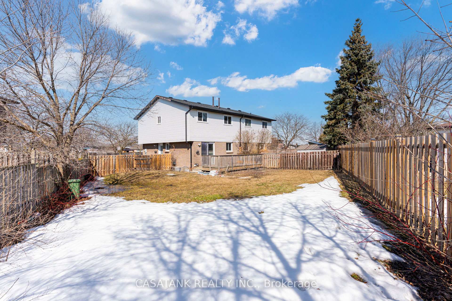 Photo 41 of 28 Arbutus Crescent, Hamilton, Stoney Creek Mountain — HOMEH