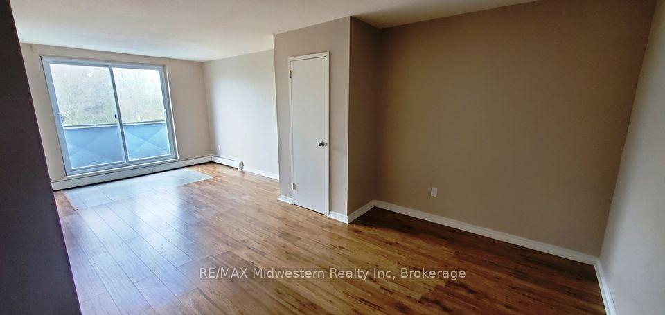 Photo 2 of Unit 17, 689 Barber Avenue N, North Perth, Listowel — HOMEH