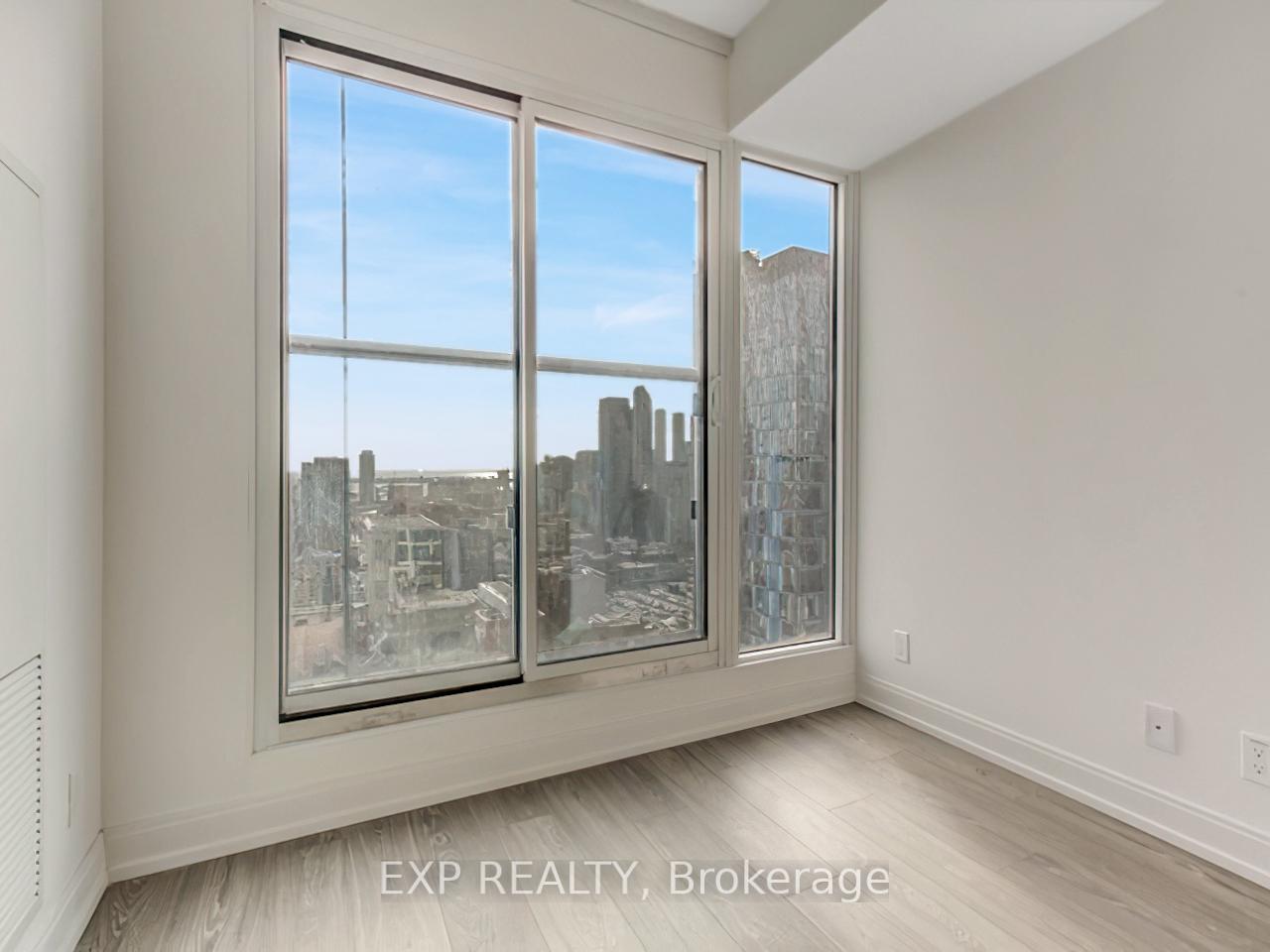 Photo 6 of Unit 2208, 181 Dundas Street E, Toronto, Church-Yonge Corridor — HOMEH