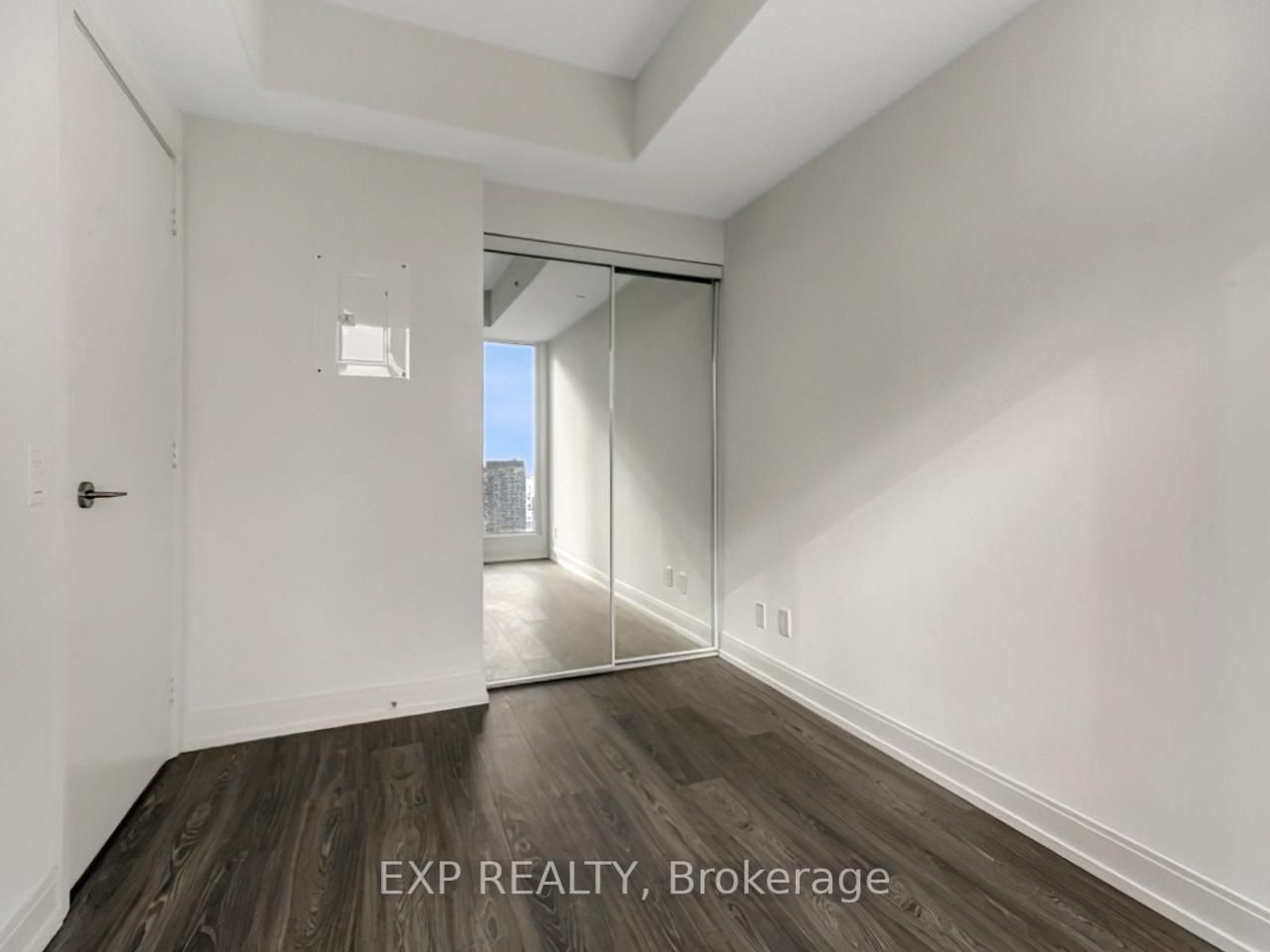 Photo 4 of Unit 2208, 181 Dundas Street E, Toronto, Church-Yonge Corridor — HOMEH