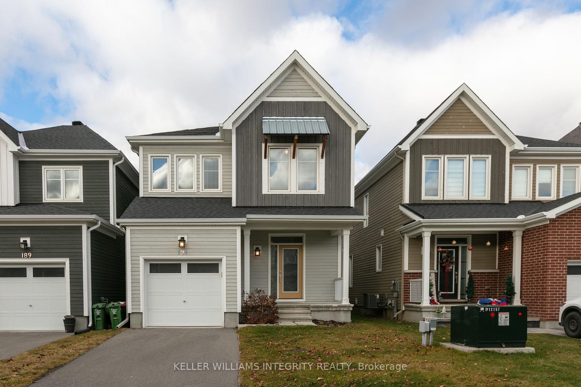 Front of 191 Equitation Circle