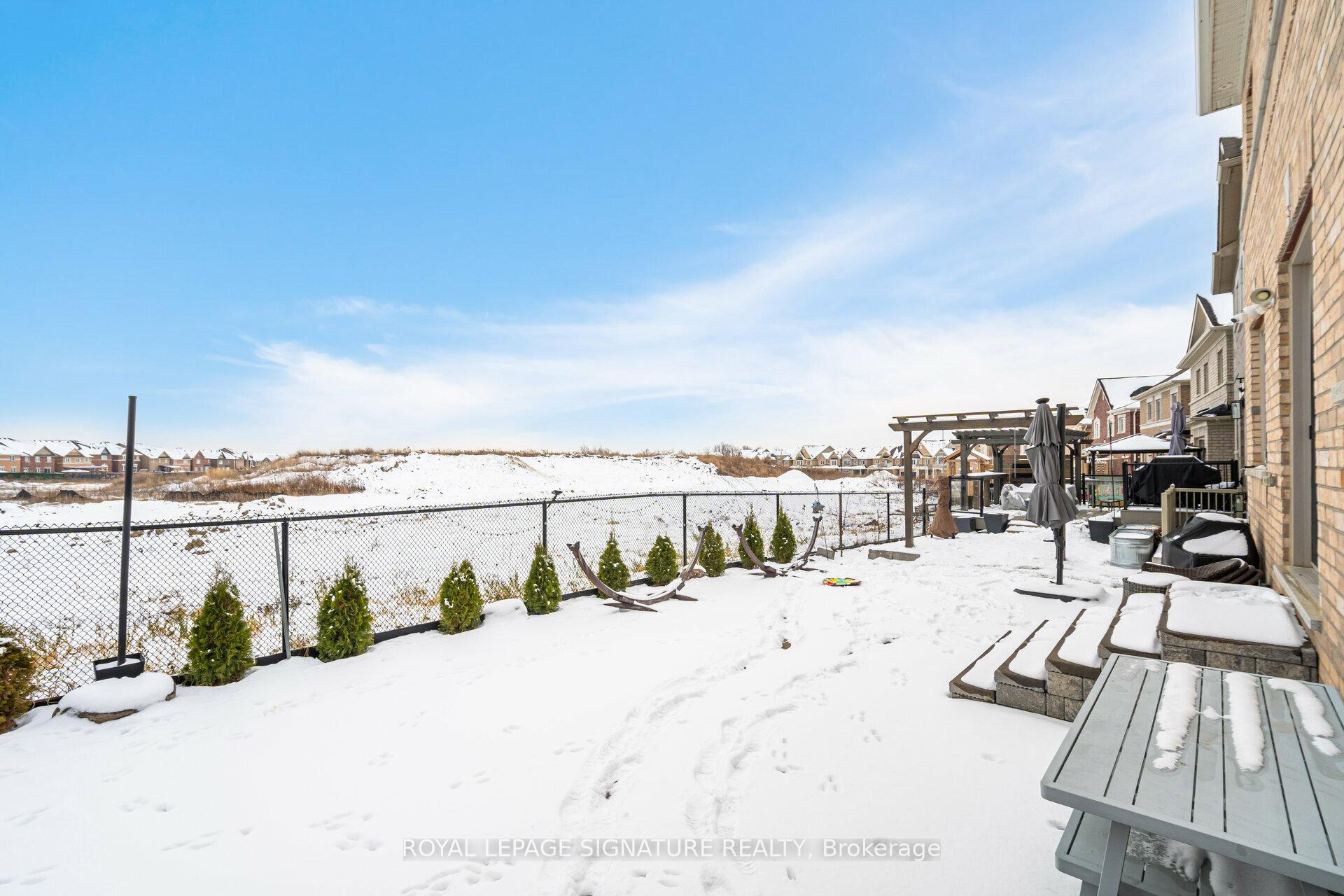 Photo 33 of Unit 2, 49 Dotchson Avenue, Caledon, Rural Caledon — HOMEH