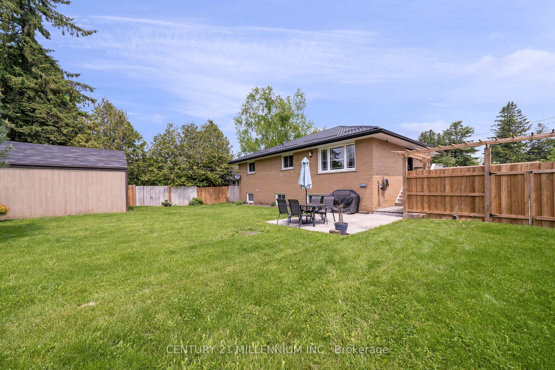 Photo 33 of 214 Daniel Street, Erin — HOMEH