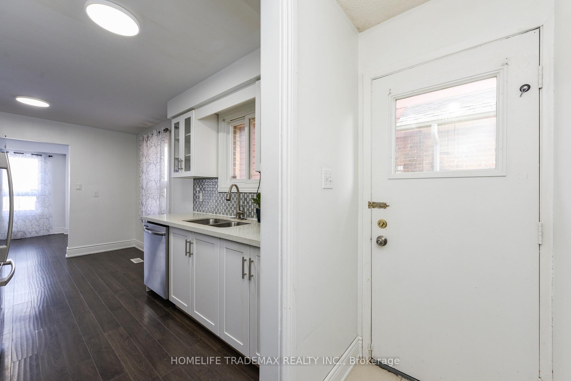 Photo 32 of 399 Hansen Road N, Brampton, Madoc — HOMEH