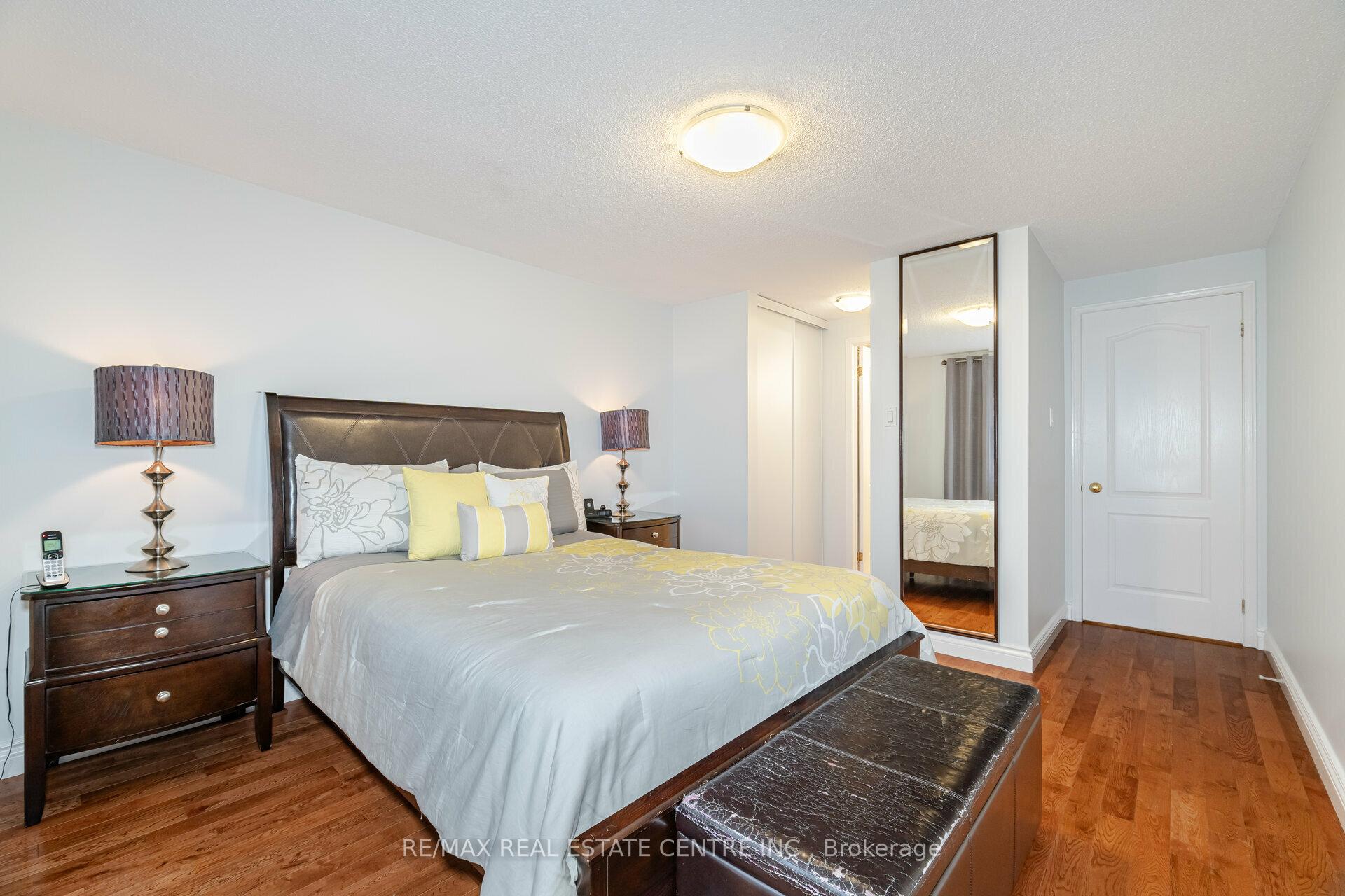 Photo 20 of 24 Acadian Heights, Brampton, Fletcher's Creek South — HOMEH