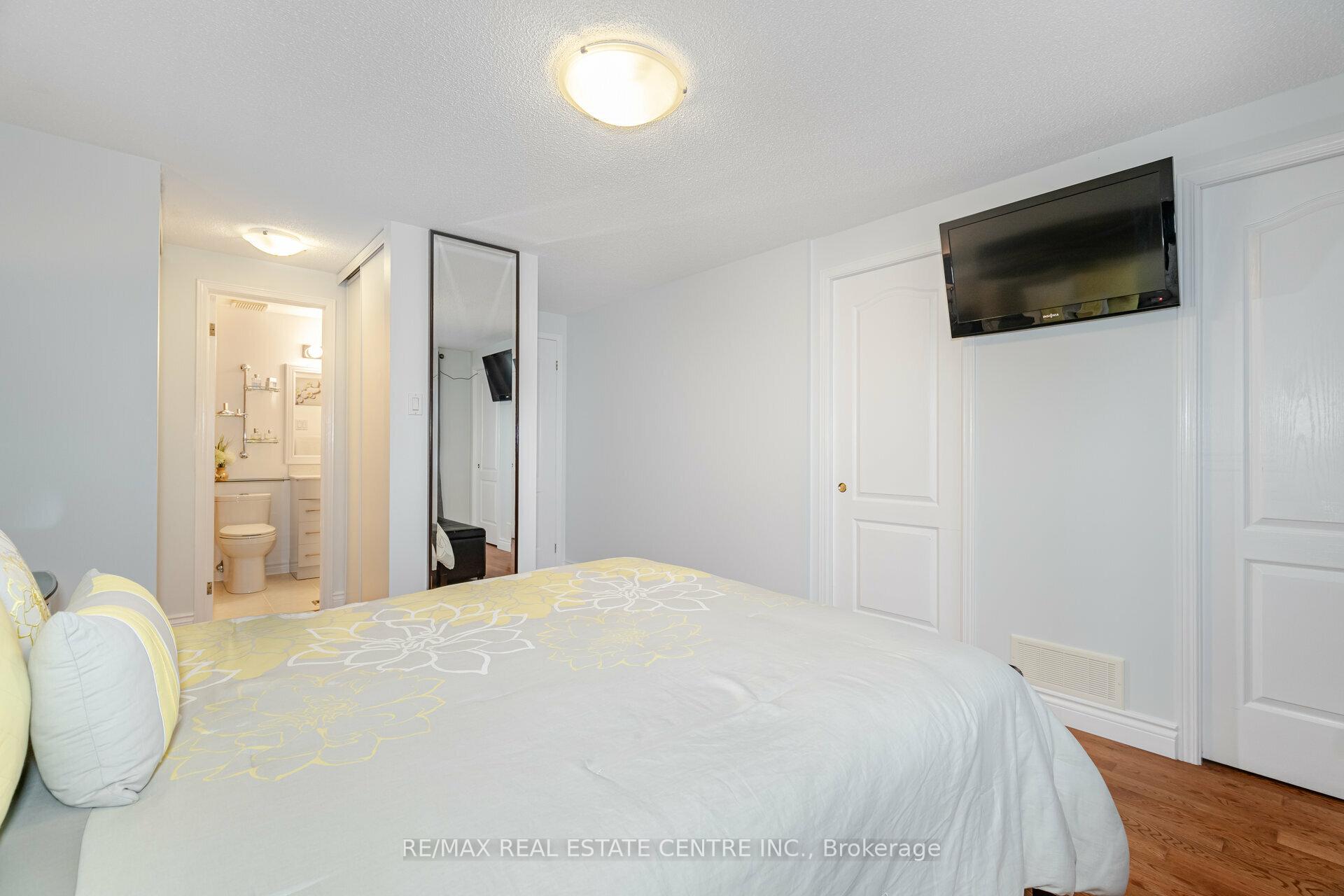 Photo 21 of 24 Acadian Heights, Brampton, Fletcher's Creek South — HOMEH