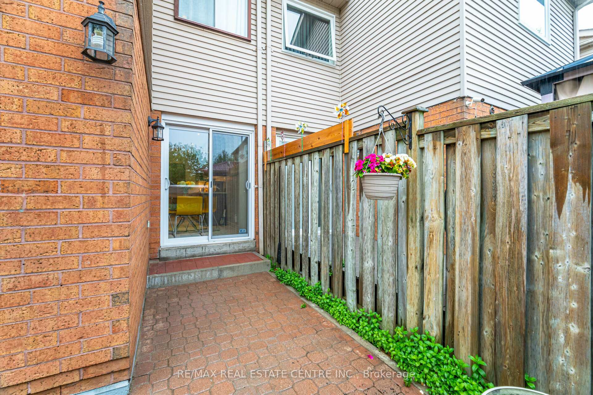 Photo 75 of 24 Acadian Heights, Brampton, Fletcher's Creek South — HOMEH