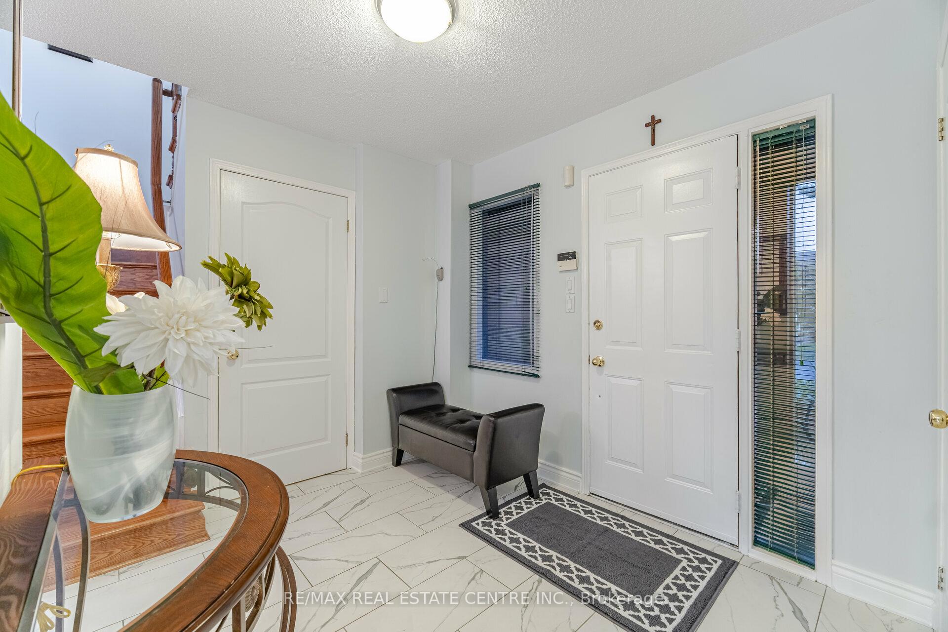 Photo 23 of 24 Acadian Heights, Brampton, Fletcher's Creek South — HOMEH
