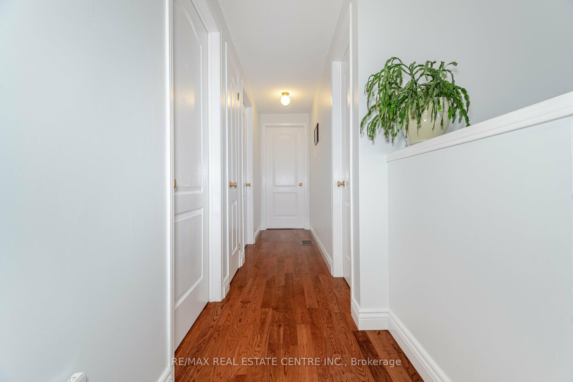 Photo 37 of 24 Acadian Heights, Brampton, Fletcher's Creek South — HOMEH