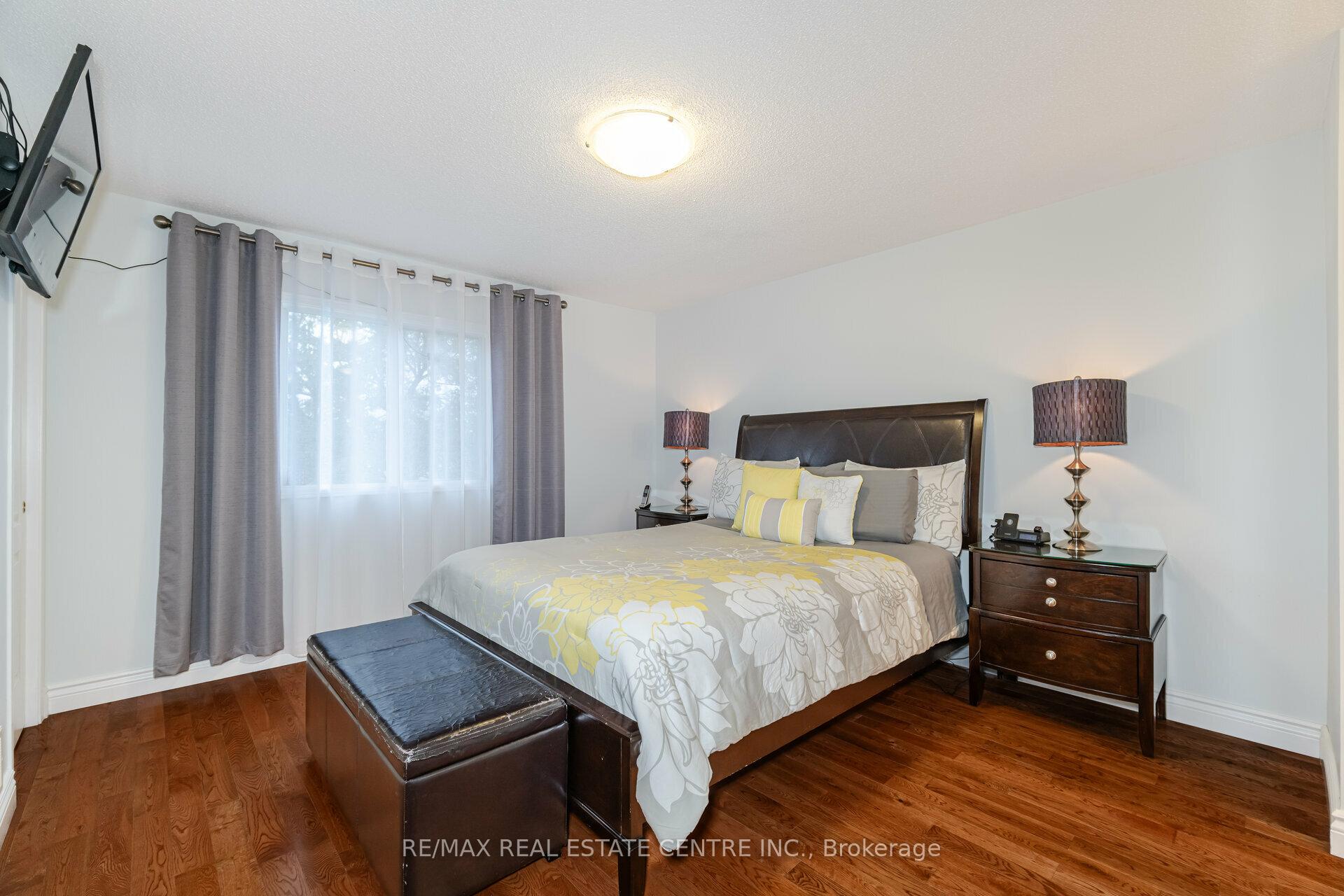 Photo 38 of 24 Acadian Heights, Brampton, Fletcher's Creek South — HOMEH