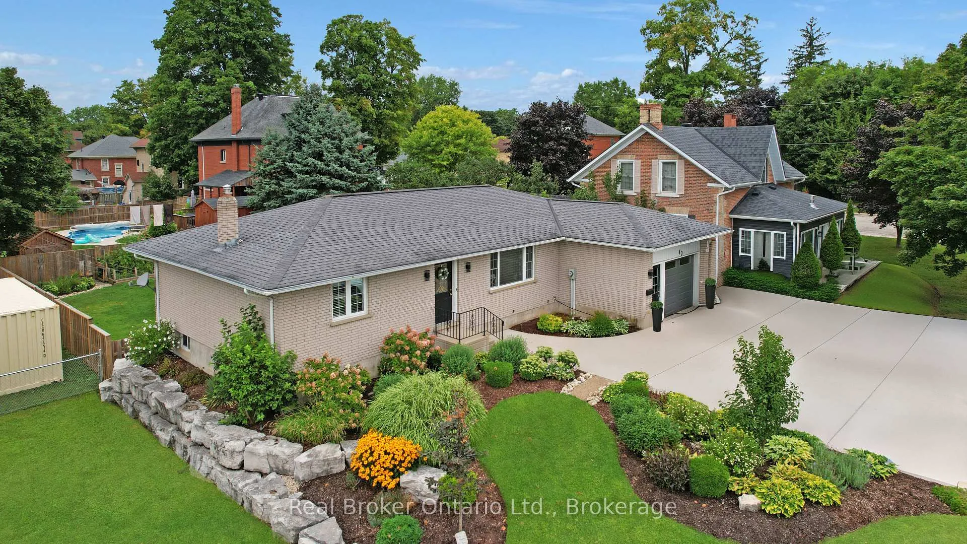 Photo 1 of 40 Arthur Street W, Minto — HOMEH