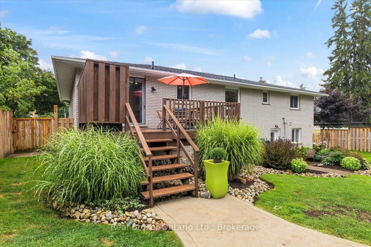 Photo 22 of 40 Arthur Street W, Minto — HOMEH