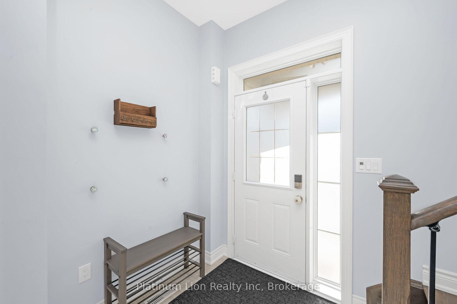 Photo 6 of 95 Mcknight Avenue, Hamilton, Waterdown — HOMEH