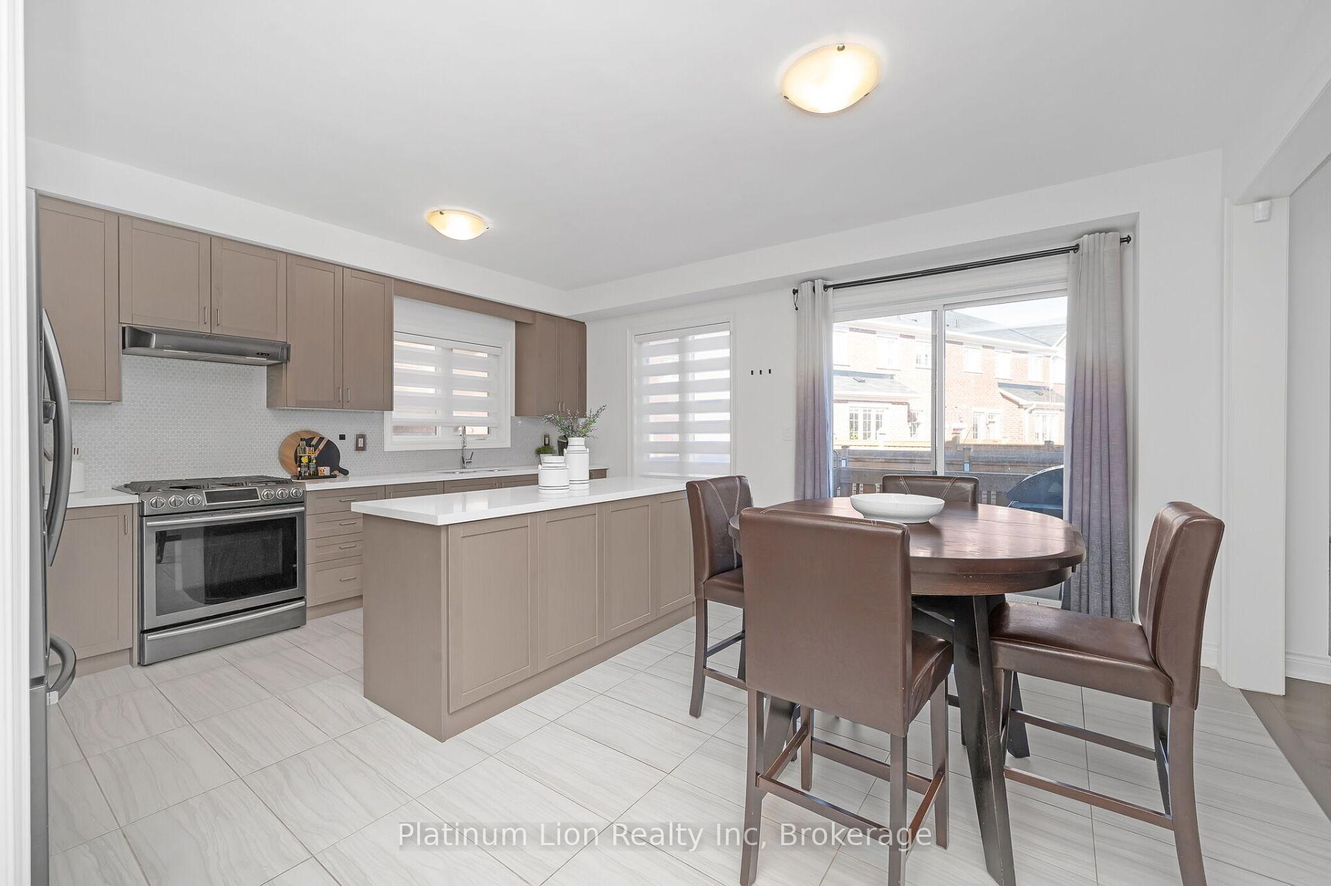 Photo 14 of 95 Mcknight Avenue, Hamilton, Waterdown — HOMEH