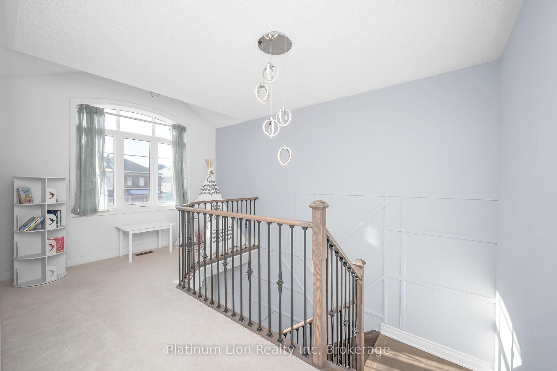 Photo 22 of 95 Mcknight Avenue, Hamilton, Waterdown — HOMEH