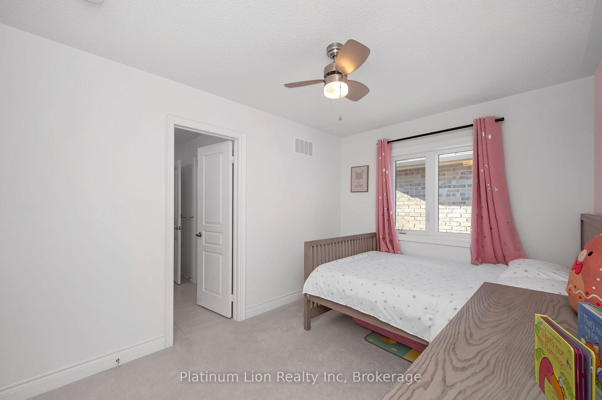 Photo 29 of 95 Mcknight Avenue, Hamilton, Waterdown — HOMEH