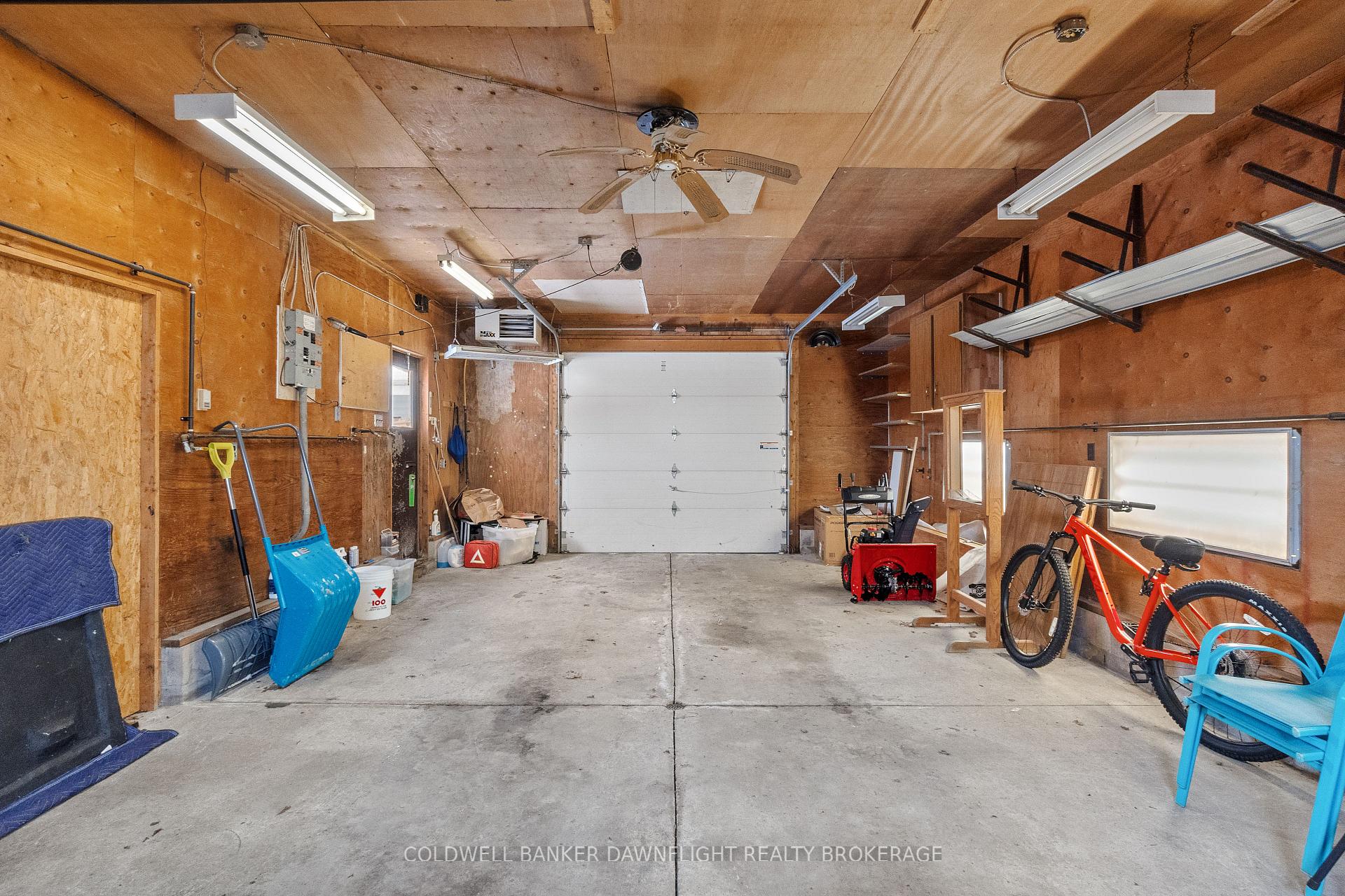 Photo 34 of 194 South Street, Goderich, Goderich (Town) — HOMEH