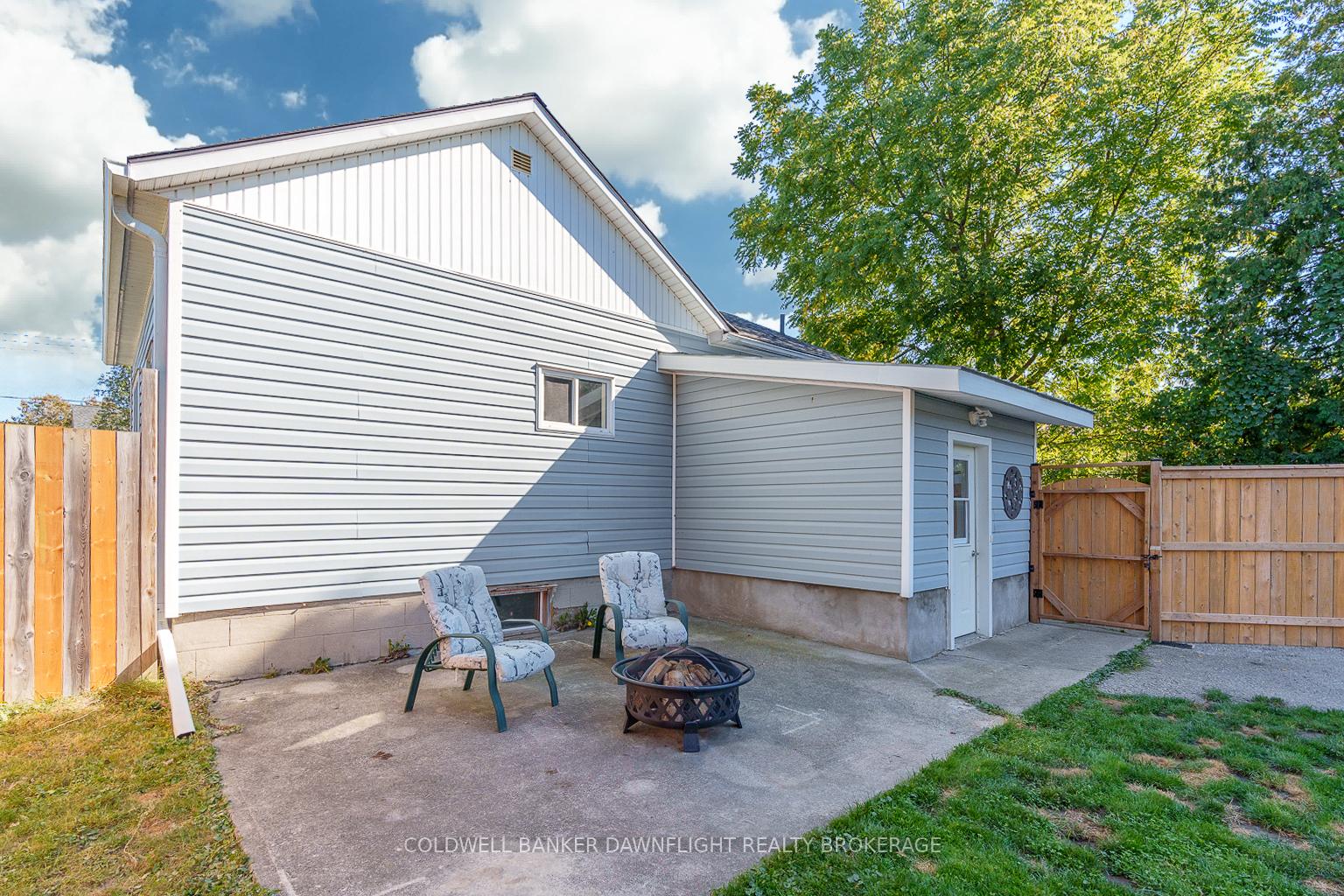 Photo 38 of 194 South Street, Goderich, Goderich (Town) — HOMEH
