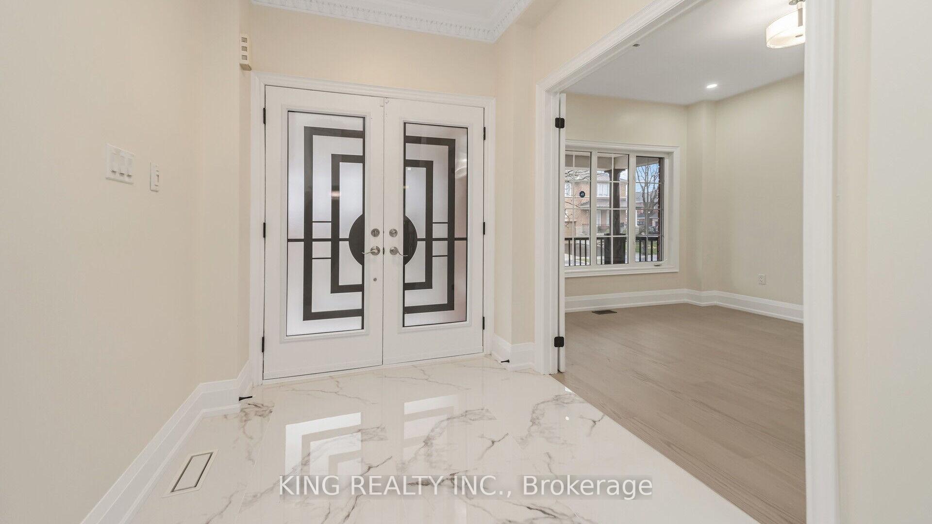 Photo 7 of 27 Foxmere Road, Brampton, Fletcher's Meadow — HOMEH