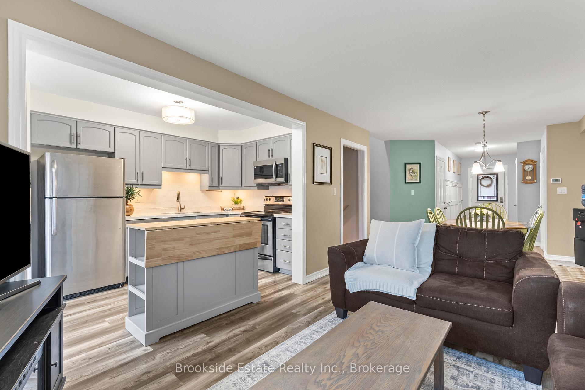 Photo 35 of Unit 24, 222 Fall Fair Way, Hamilton, Binbrook — HOMEH
