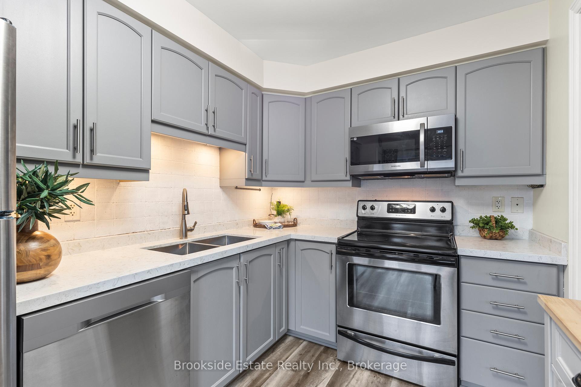 Photo 39 of Unit 24, 222 Fall Fair Way, Hamilton, Binbrook — HOMEH