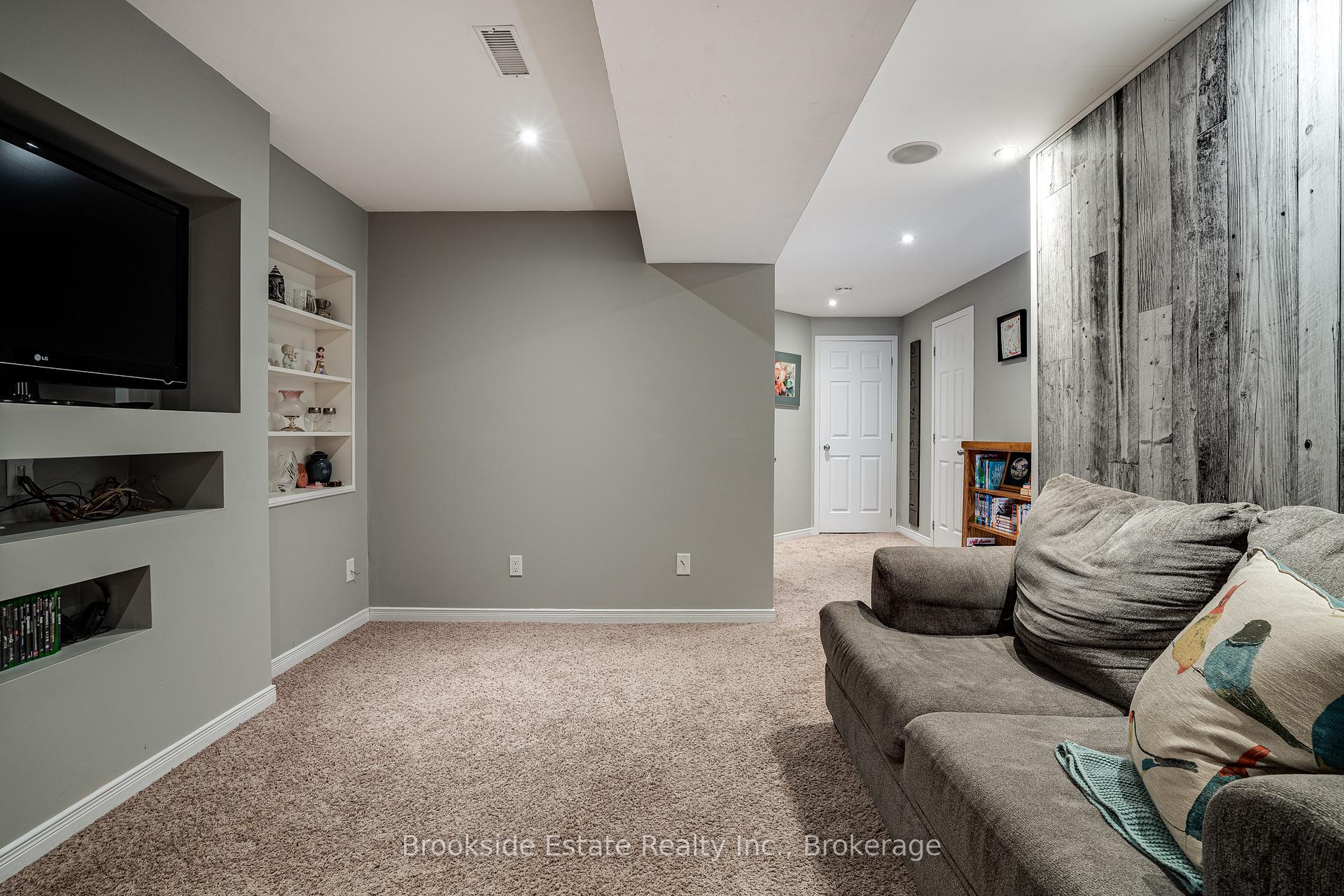 Photo 70 of Unit 24, 222 Fall Fair Way, Hamilton, Binbrook — HOMEH