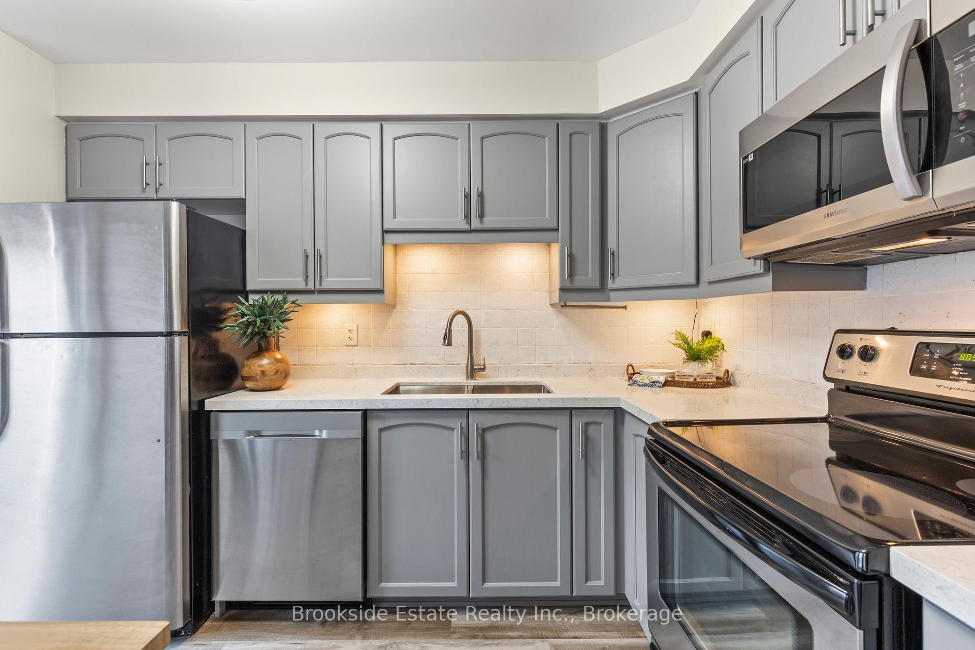 Photo 21 of Unit 24, 222 Fall Fair Way, Hamilton, Binbrook — HOMEH