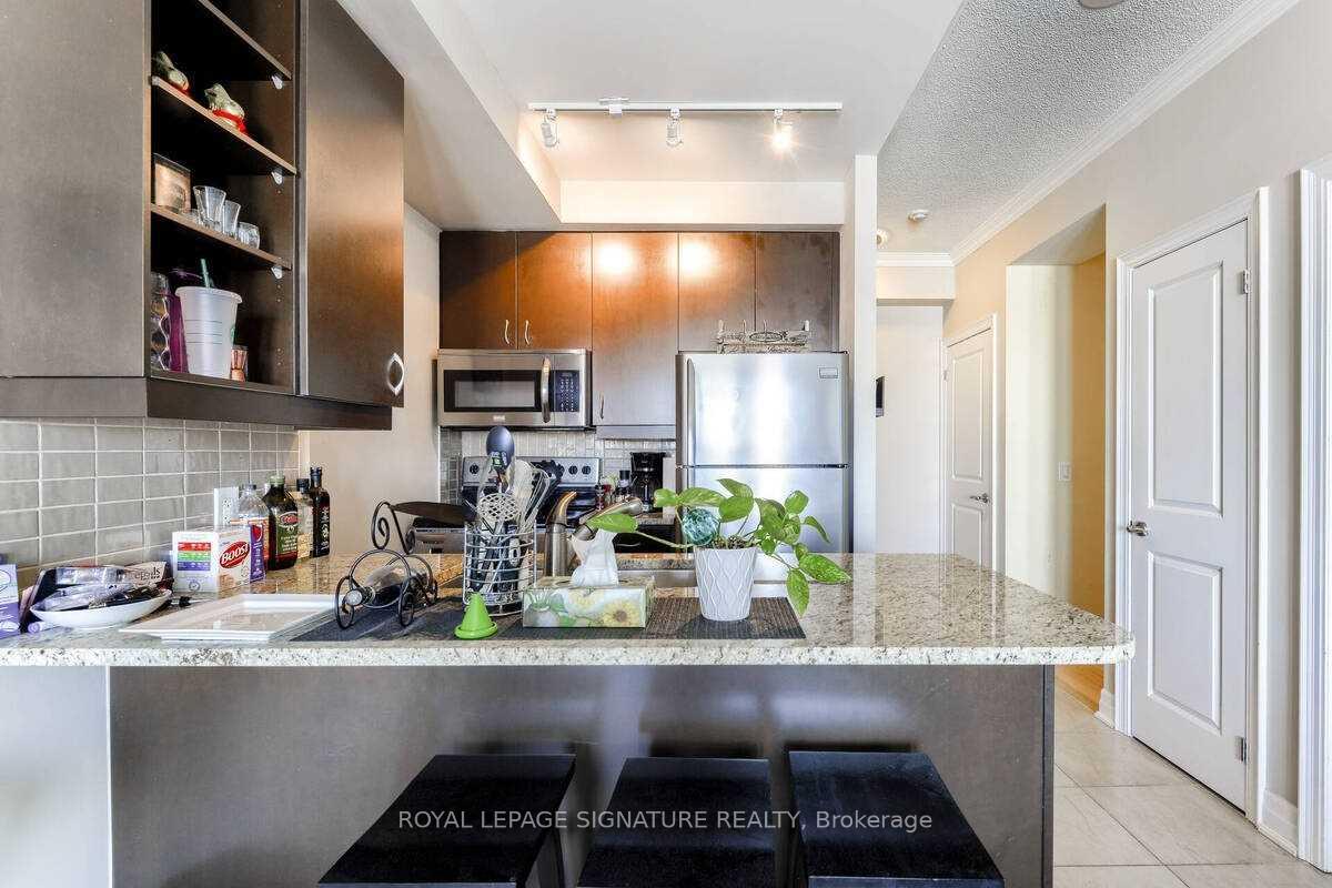 Photo 19 of Unit 601, 100 John Street, Brampton, Downtown Brampton — HOMEH