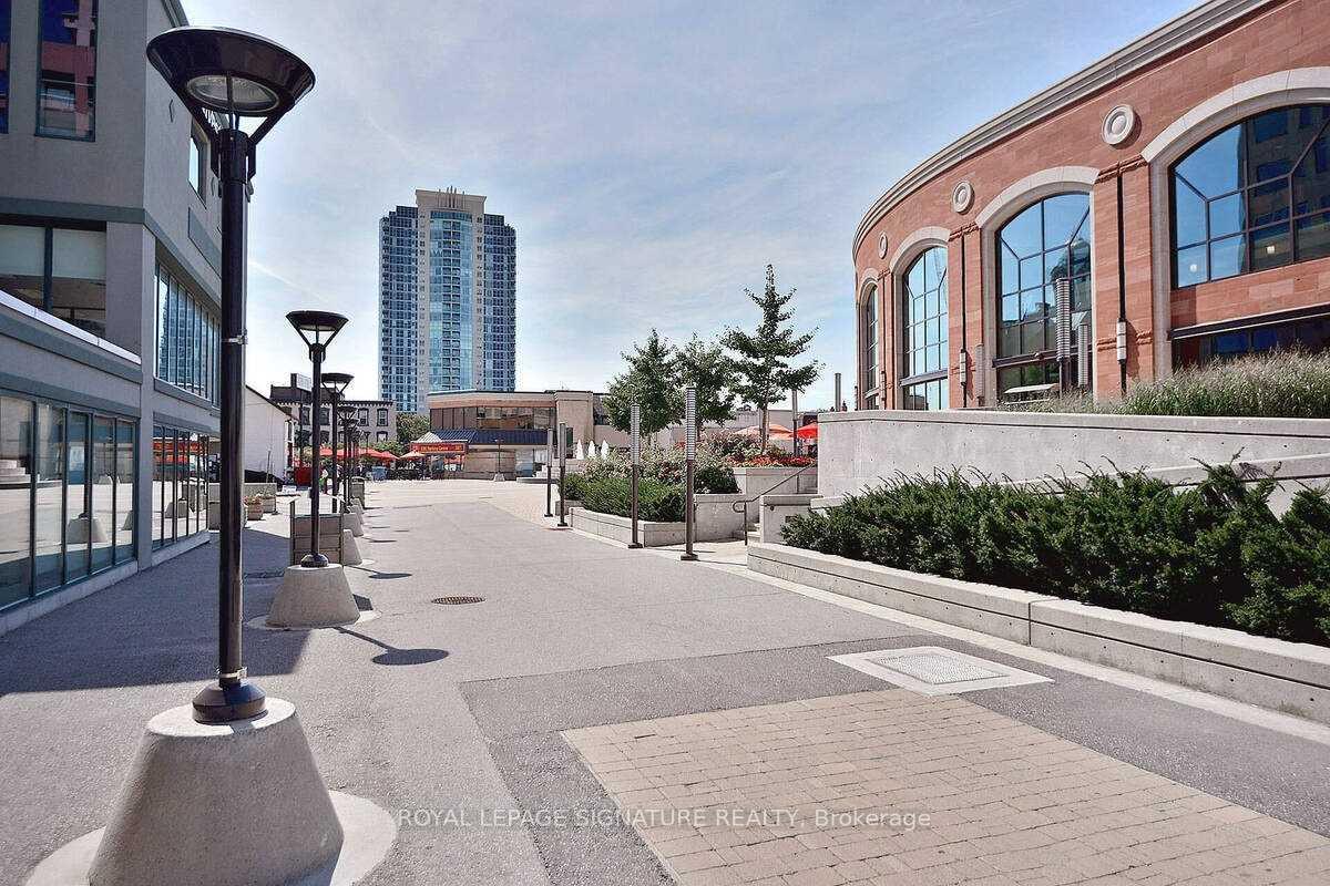 Photo 36 of Unit 601, 100 John Street, Brampton, Downtown Brampton — HOMEH