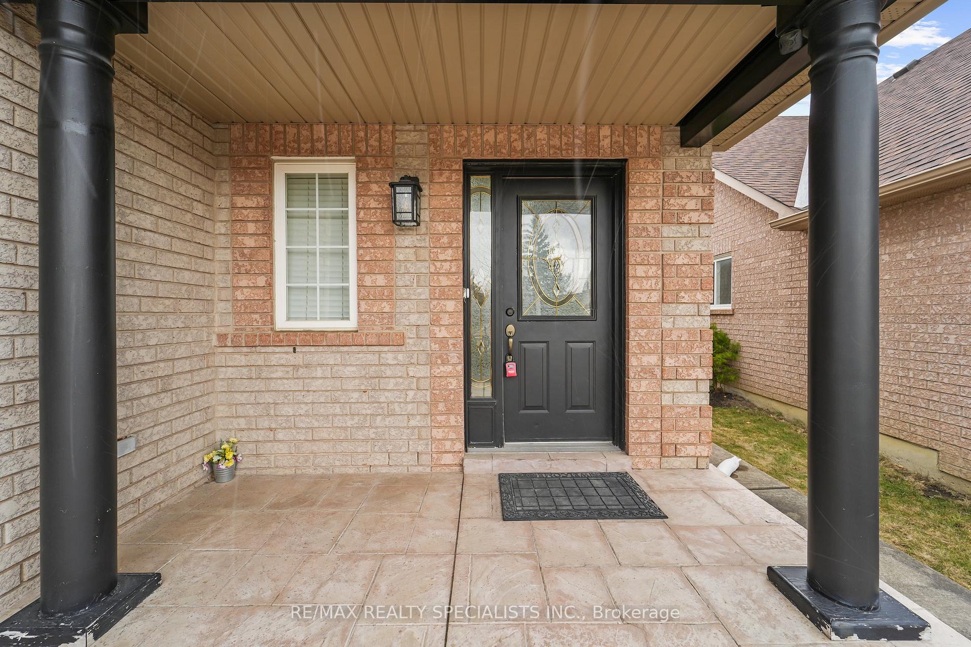 Photo 7 of 73 Baybrook Road, Brampton, Snelgrove — HOMEH
